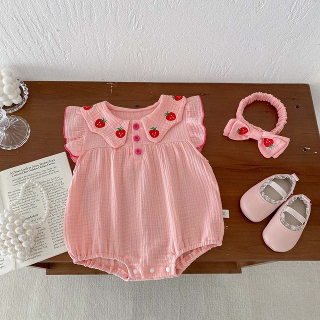 【BABY】いちご刺繍フリル袖ダブルガーゼロンパース - 14