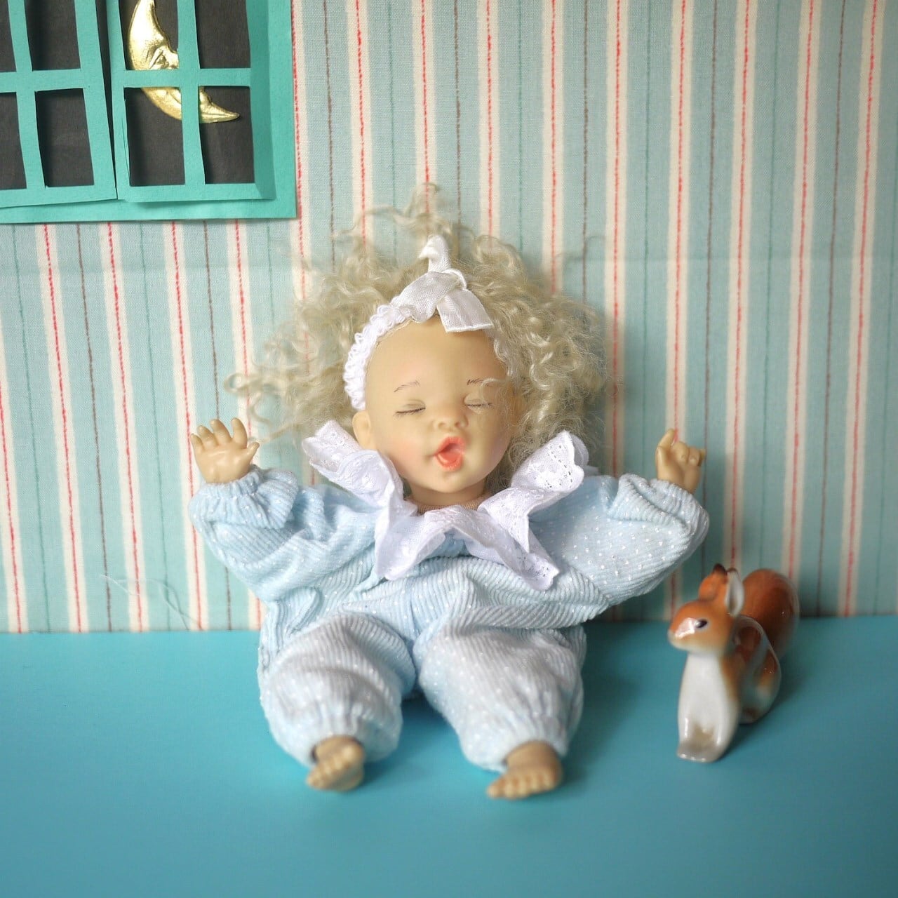 眠る赤ちゃん人形 もじゃもじゃヘア ドイツ