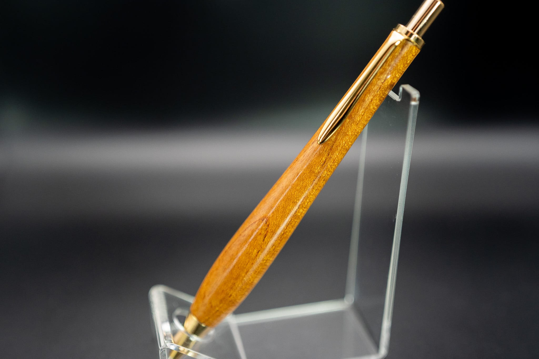 日本を代表する巨木】ケヤキ 縮み杢 gold MP | 木軸ペン工房 金杢犀