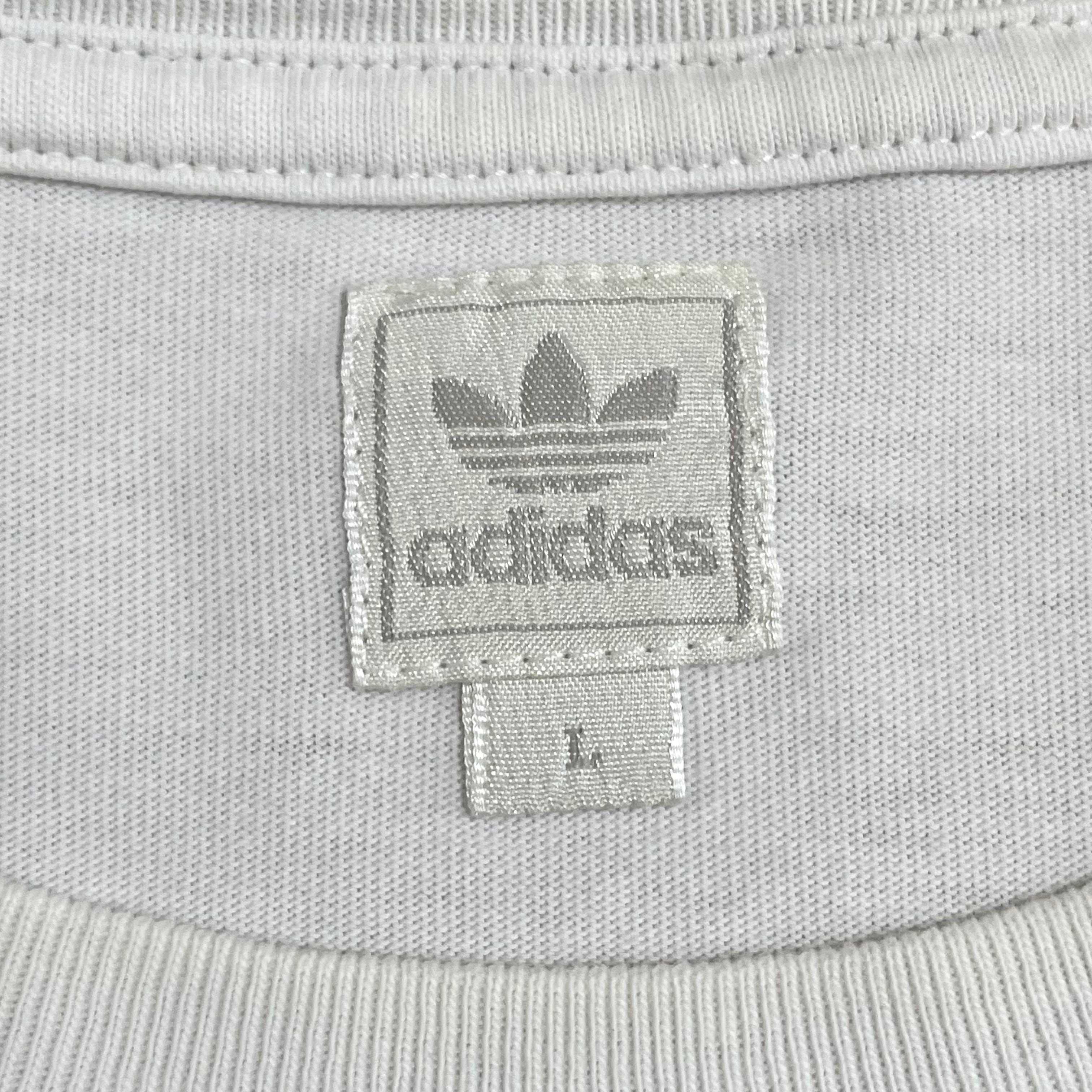 adidas  90s  半袖Tシャツ　刺繍ロゴ　グレー　L タグはないです