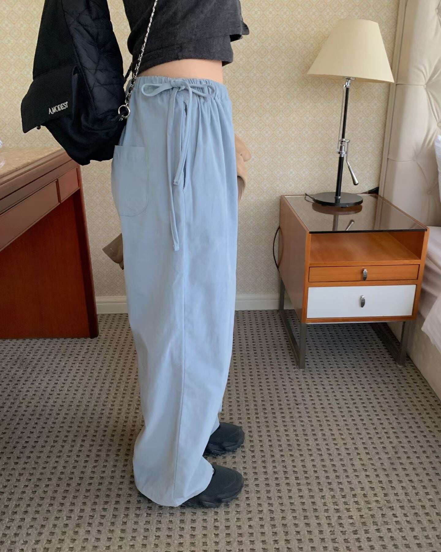 (即納)ezediary / Off nylon string pants / sora