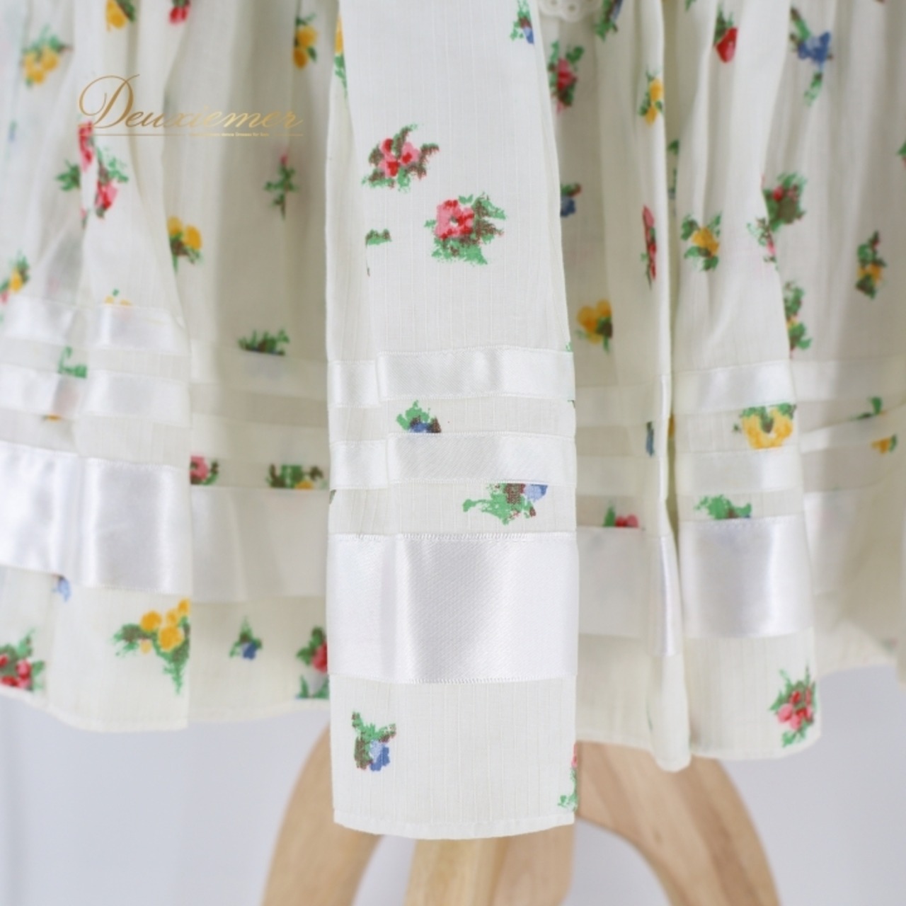 フォークダンス 衣装 スカート ホワイト系 花柄 小花柄 チロリアン チロルスカート カントリー レース 爽やか カラフル かわいい 華やか ダンス衣装 イベント 練習 レッスン ピンク系 レッド系 イエロー系 ブルー系 グリーン系