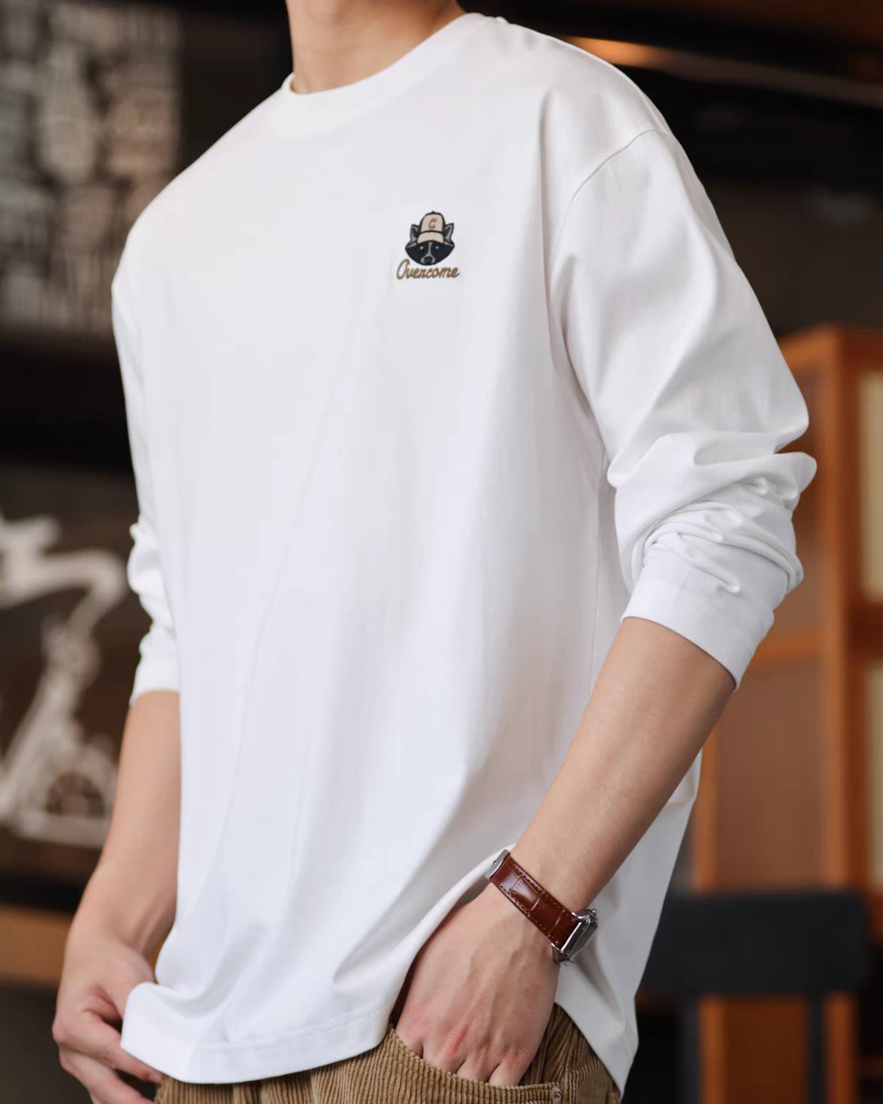 バックアートプリントロングスリーブTシャツ / K0594