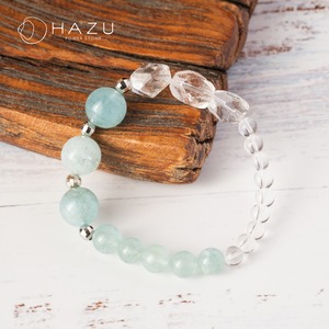 天然カラーの優しいアクアマリン［アクアマリン（非加熱）／水晶］