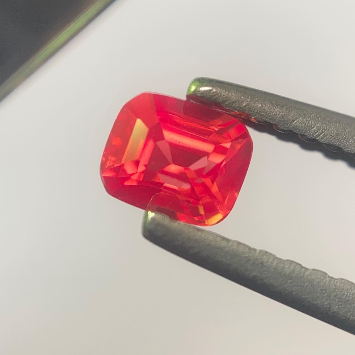 No.8 ベトナム産スピネル