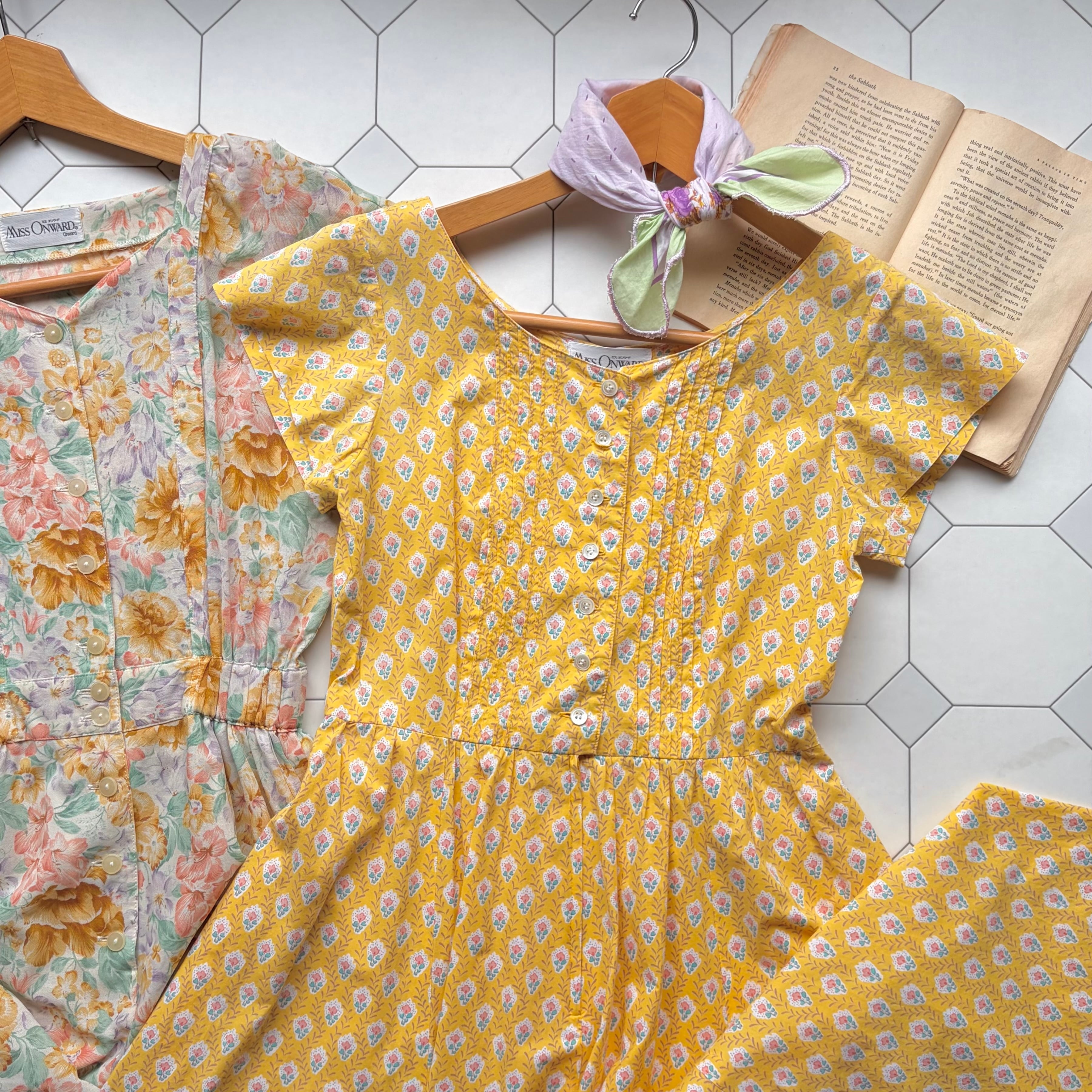 Yellow Provence Floral Dress〈レトロ古着 イエロー プロヴァンス調花