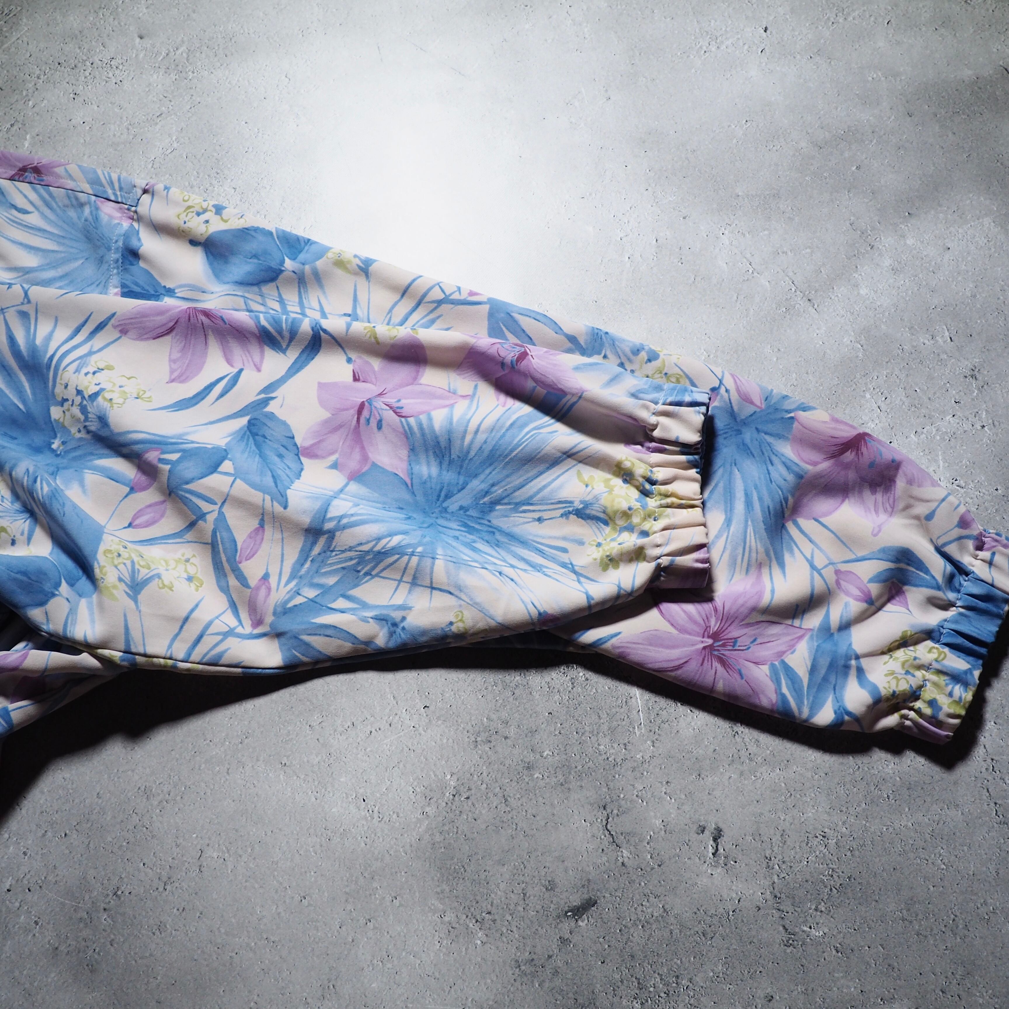 1990s Beautiful watercolor flower painted vintage loose Blouson