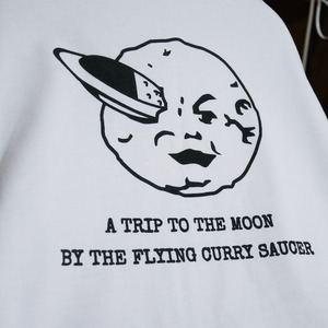 カレーTシャツ カレーライスの円盤で月旅行　カレーTシャツ