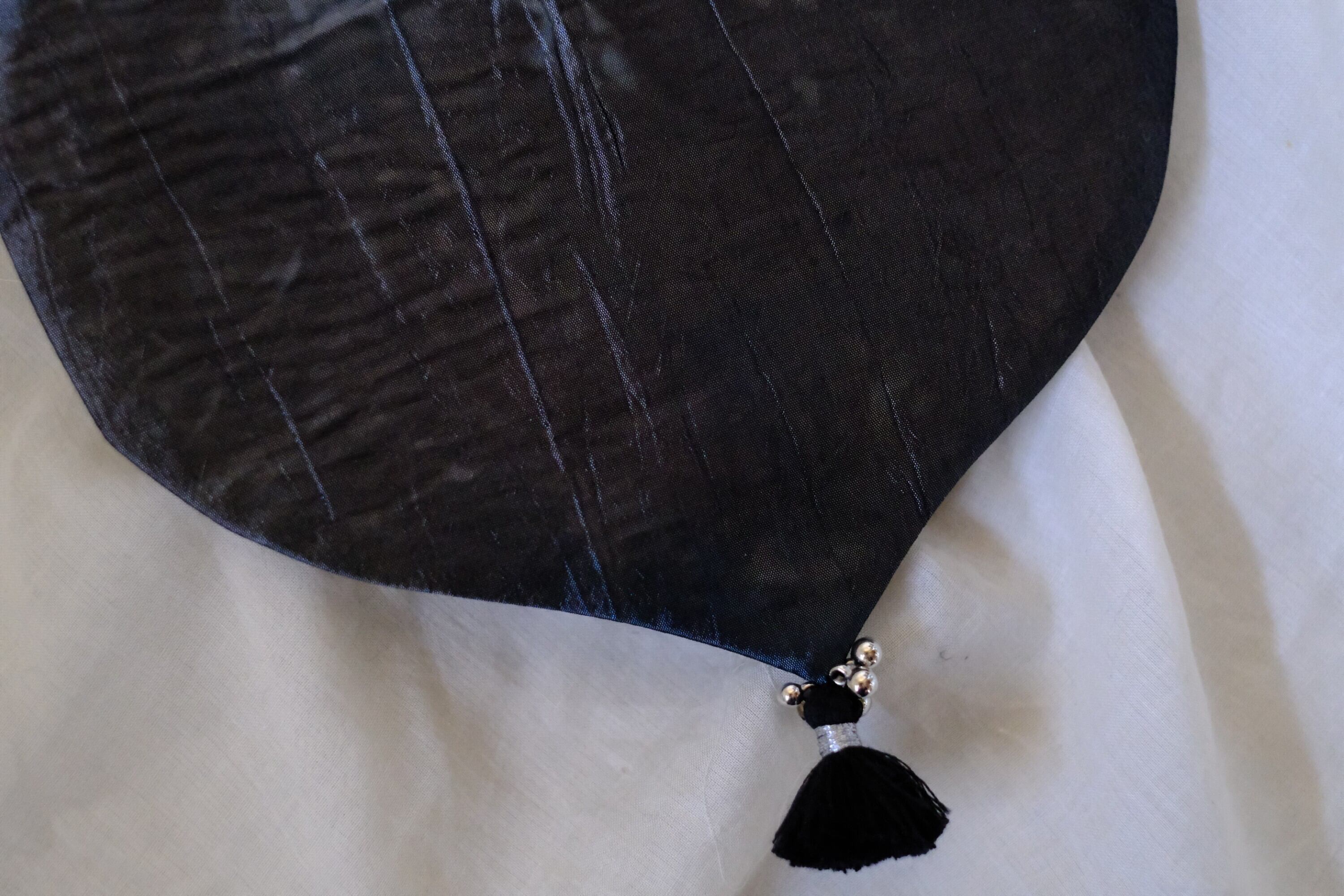 バネ口ポーチ　o-0527