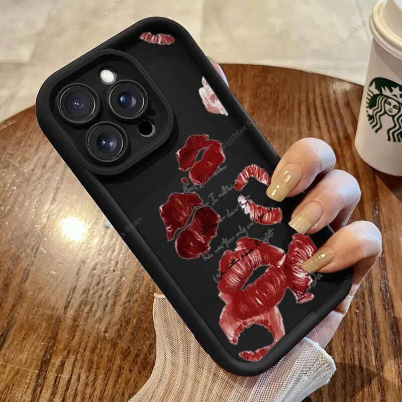 iphone15対応】 おしゃれ キスマーク セクシー 耐衝撃 バンパー カメラ