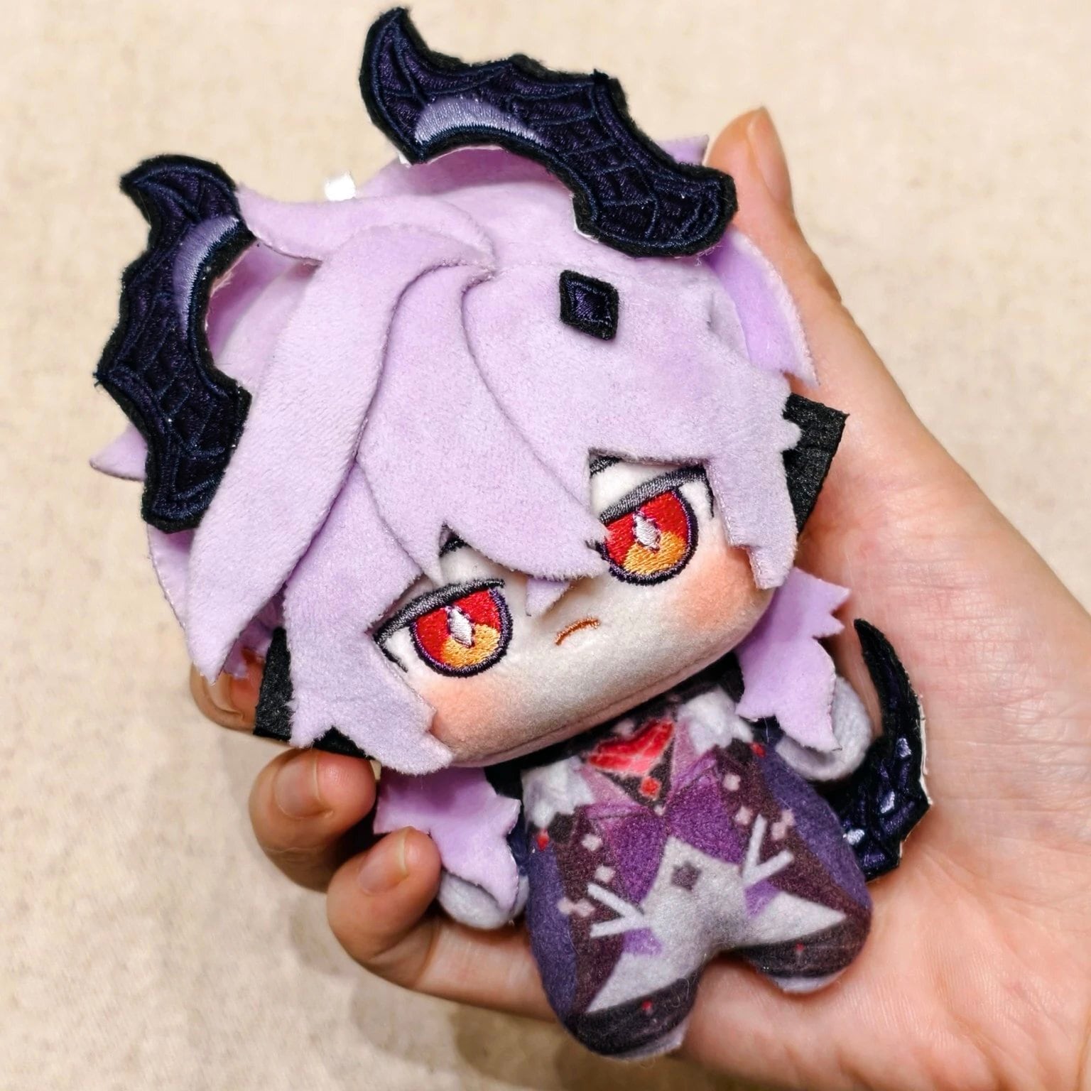 7日以内発送】原神 アルレッキーノ 召使 ぬいぐるみ 30cm 公式服付き