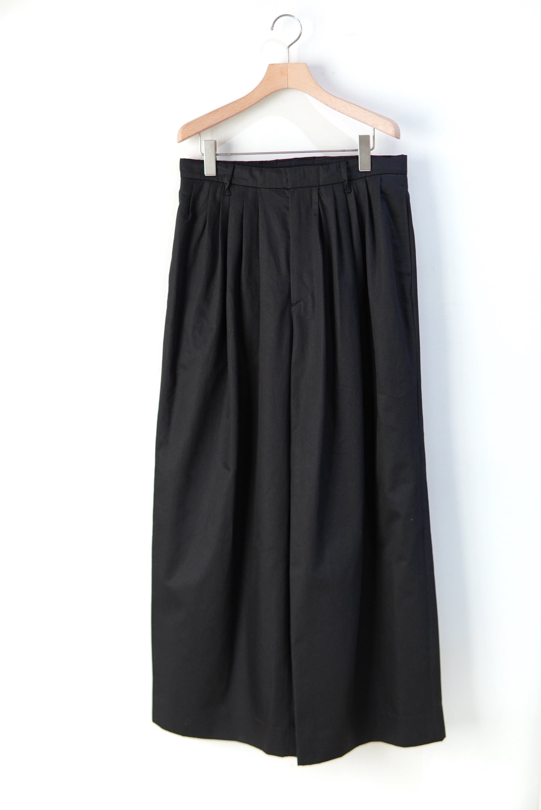 MASU / COSMO NEP SWEAT SHORTS | POETRY