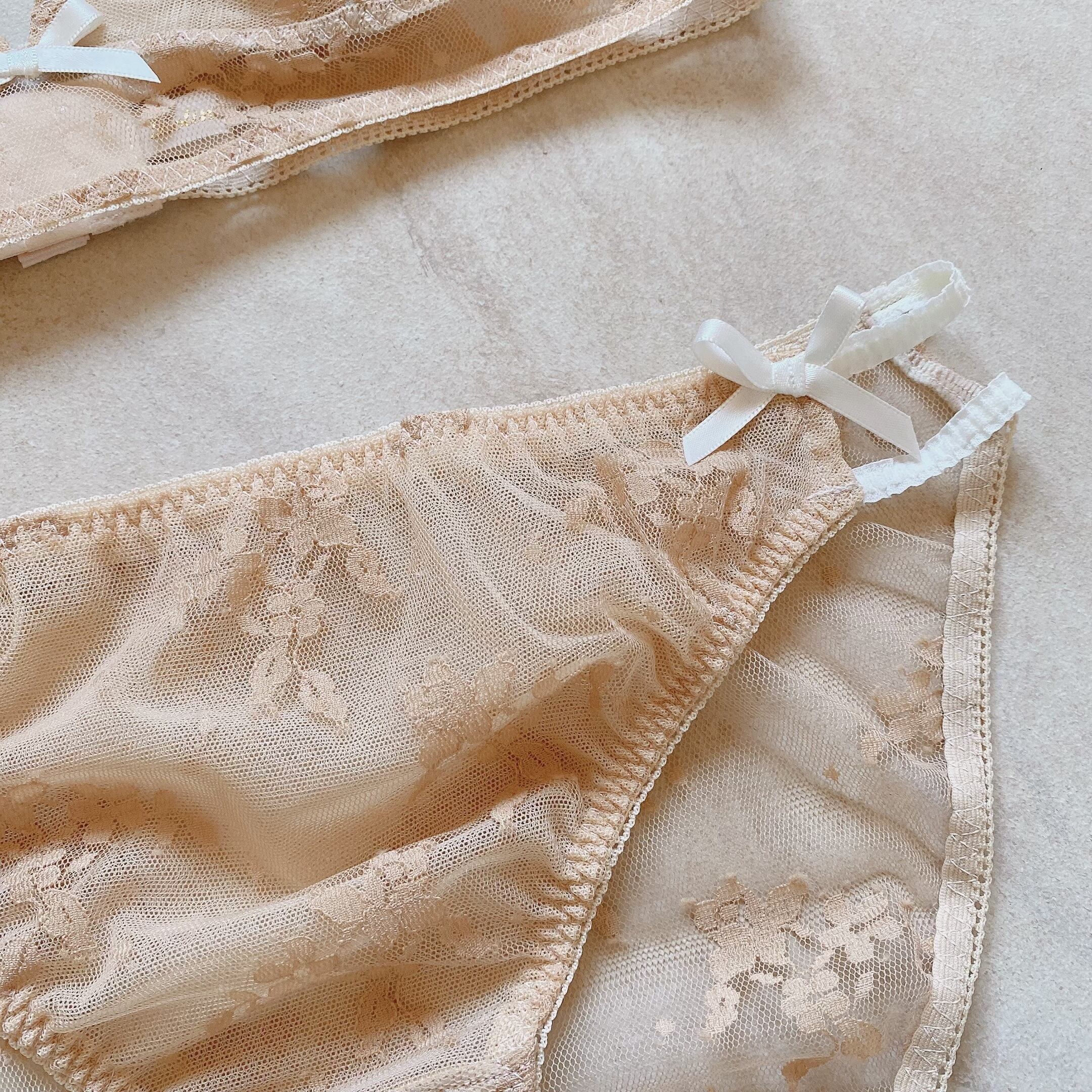 「down the rabbit hole」flower lingerie set