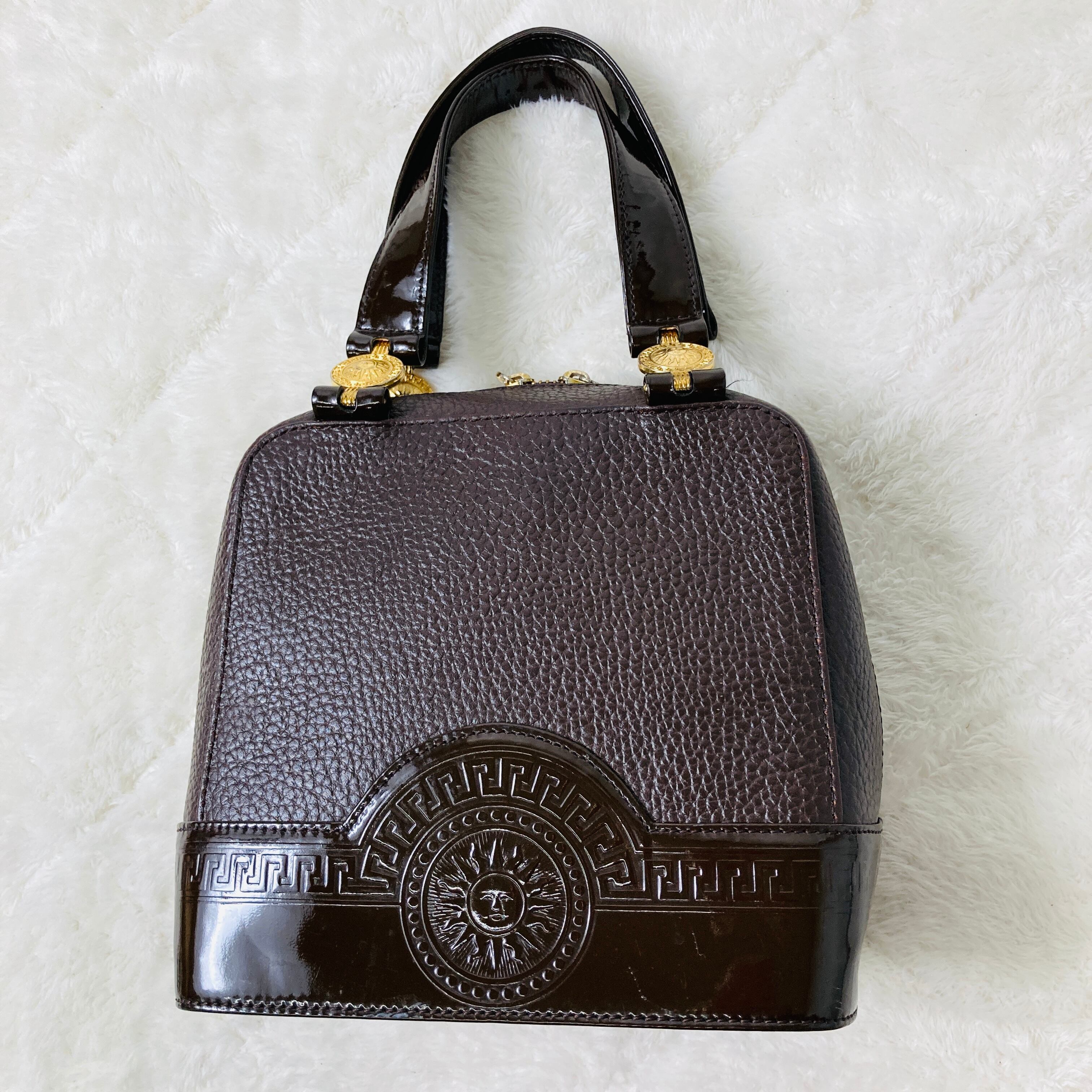 Used】GIANNI VERSACE 太陽 レザー エナメル ハンドバッグ | Pay ID Used】GIANNI VERSACE 太陽 レザー エナメル ハンドバッグ | Pay ID
