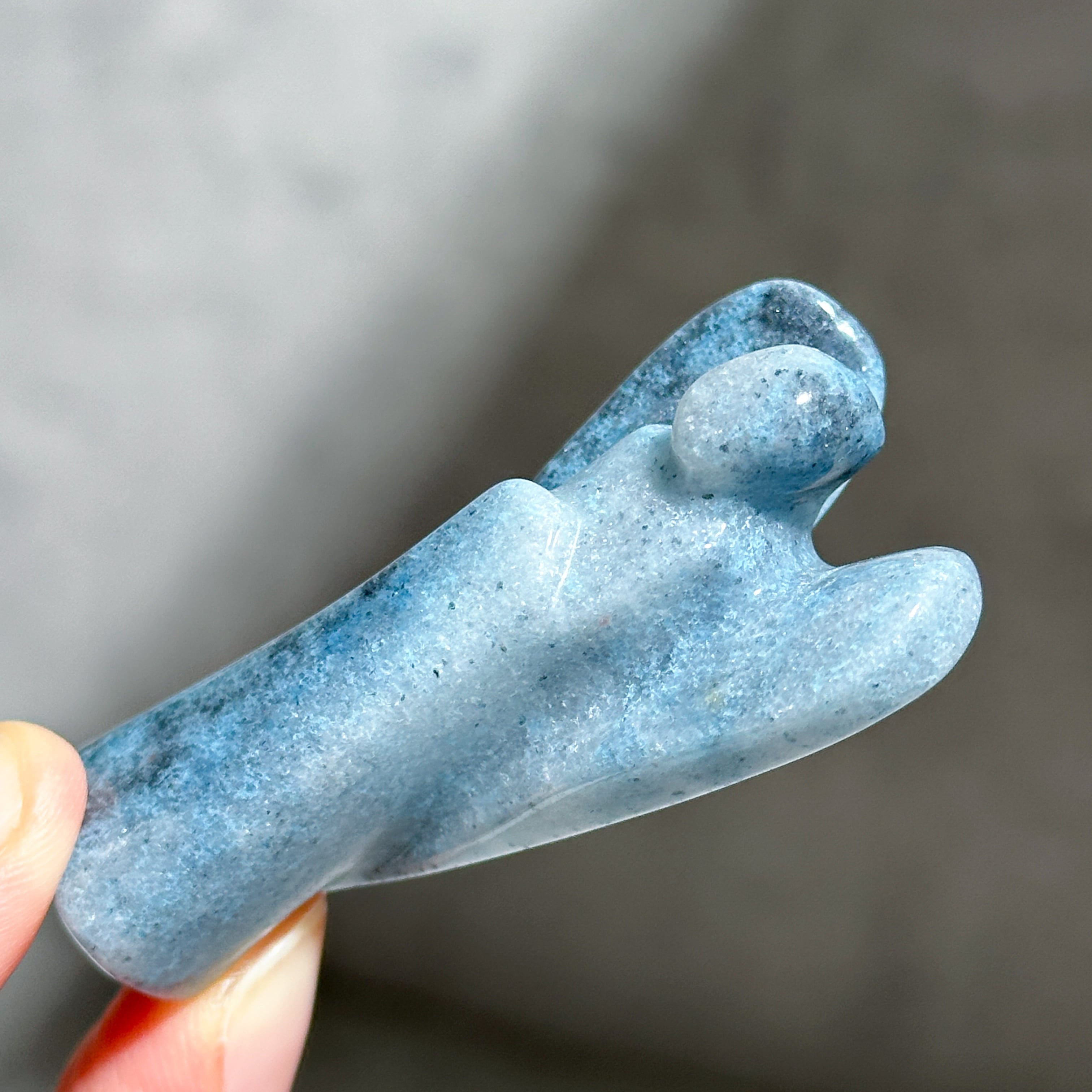 トロレアイトインクォーツ (トロール石) ミディアムエンジェル 24