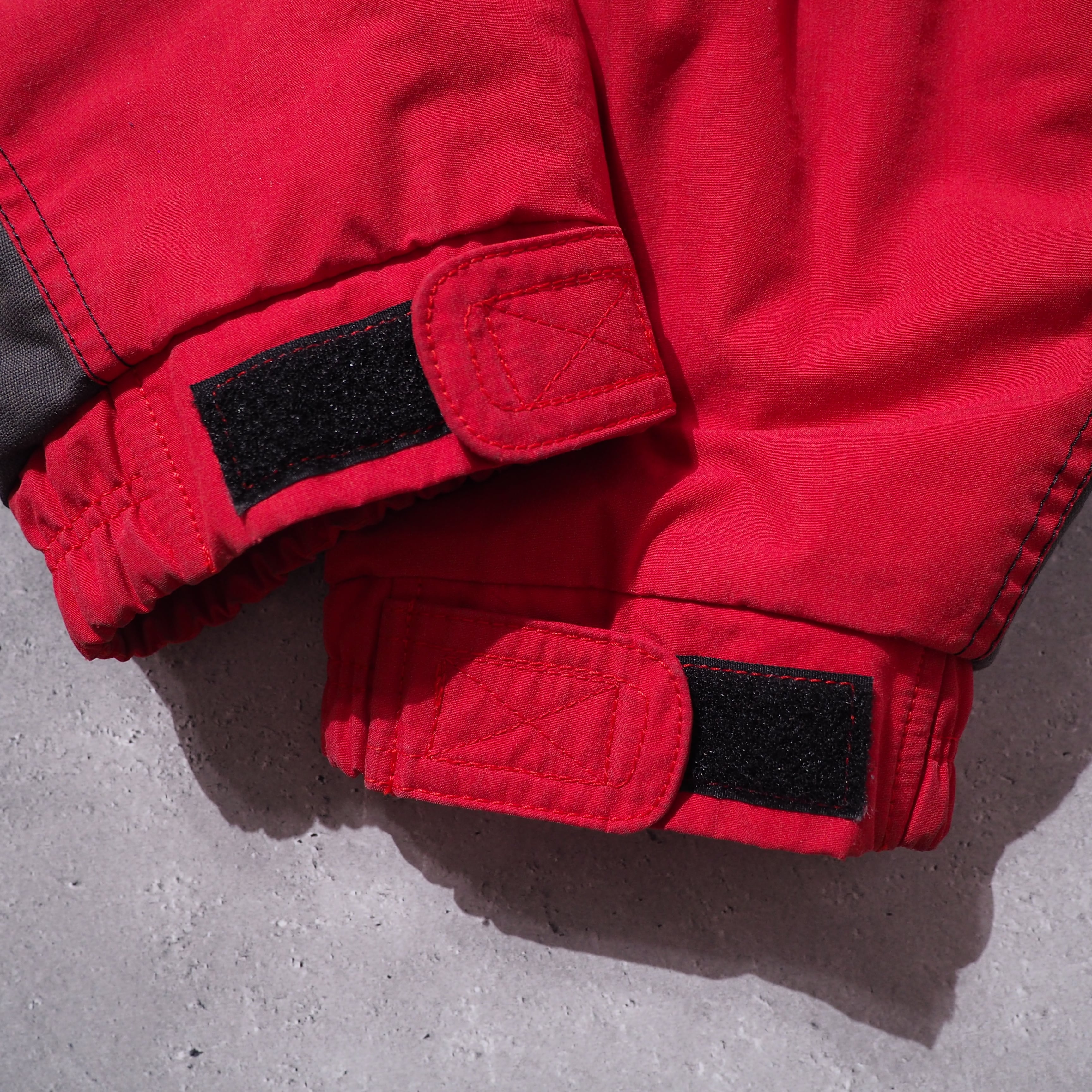 1980 - 90s ” ellesse ” Good multi color full zip vintage nylon jacket Parker