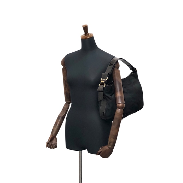 Salvatore Ferragamo サルヴァトーレ フェラガモ ショルダーバッグ ブラック ヴァラリボン ナイロン ワンショルダーバッグ vintage ヴィンテージ オールド xwnsuw