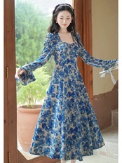 【0253】Blue Flower Square Neck Long Sleeve Dress