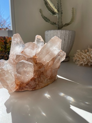 ヒマラヤ　ピンクサマディクォーツクラスター/Himalayan pink samadhi quartz cluster