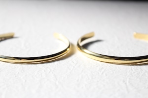 "receiving mode" simple bangle 【gold】L