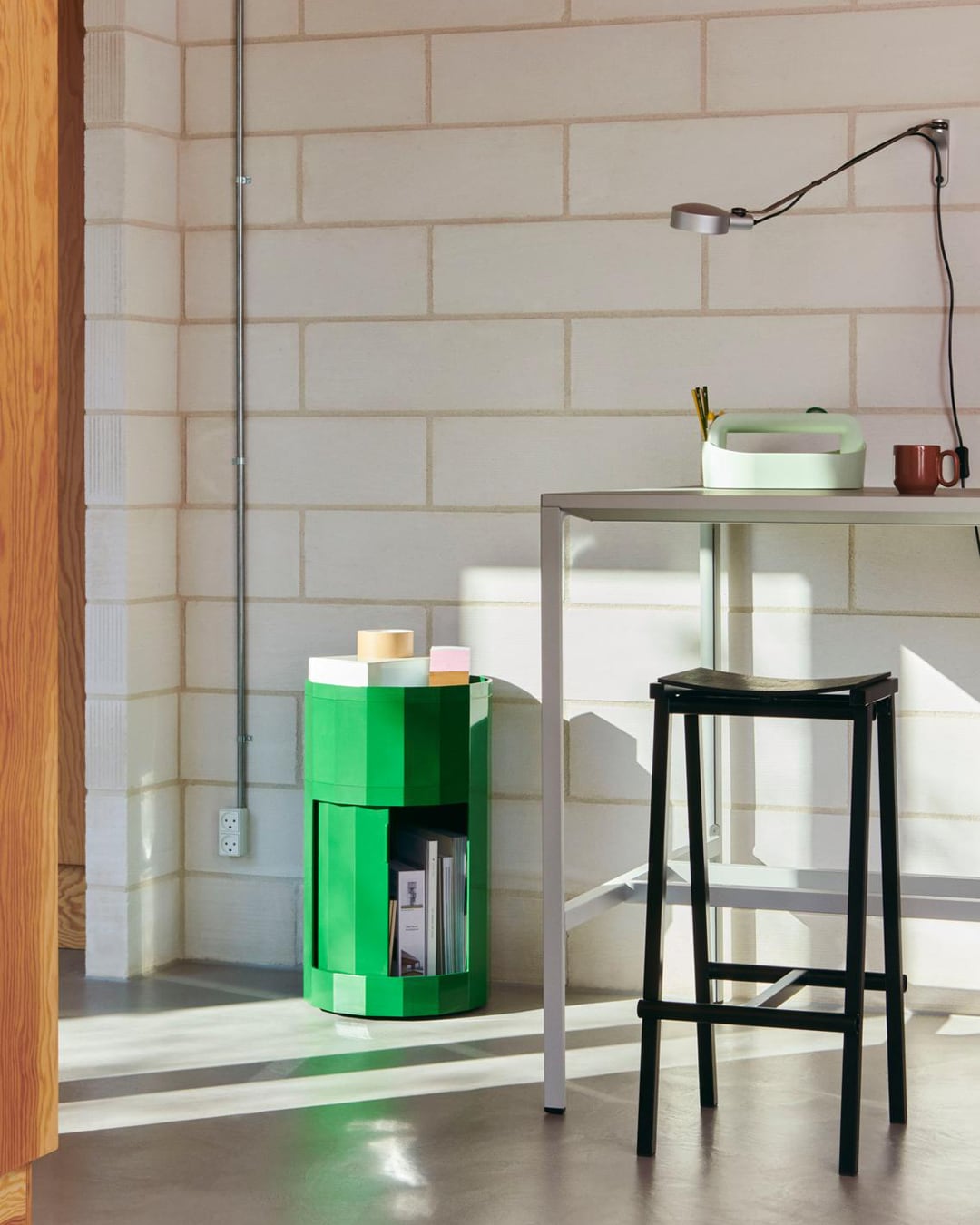 HAY TABURETE 8 BAR STOOL / LOW | SUU