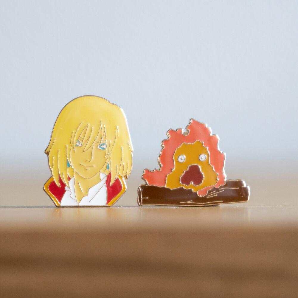 ハウルの動く城 ピンズ カルシファー H 09 8142 ジブリグッズオンライン通販ショップ ジブリグッズファン Ghibligoodsfan