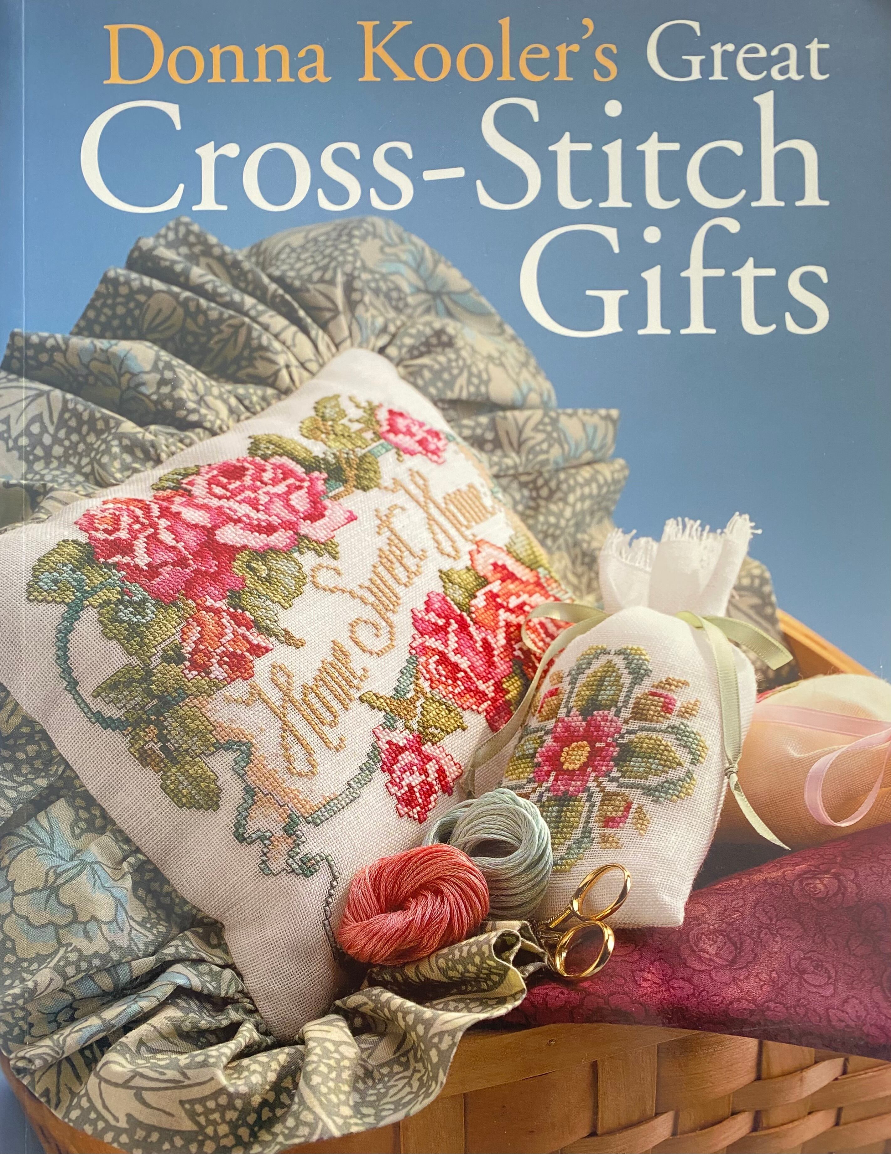 𓂃 𖣰足形手形刺繍ボード𖣰 過去作品カラーでご注文いただきました