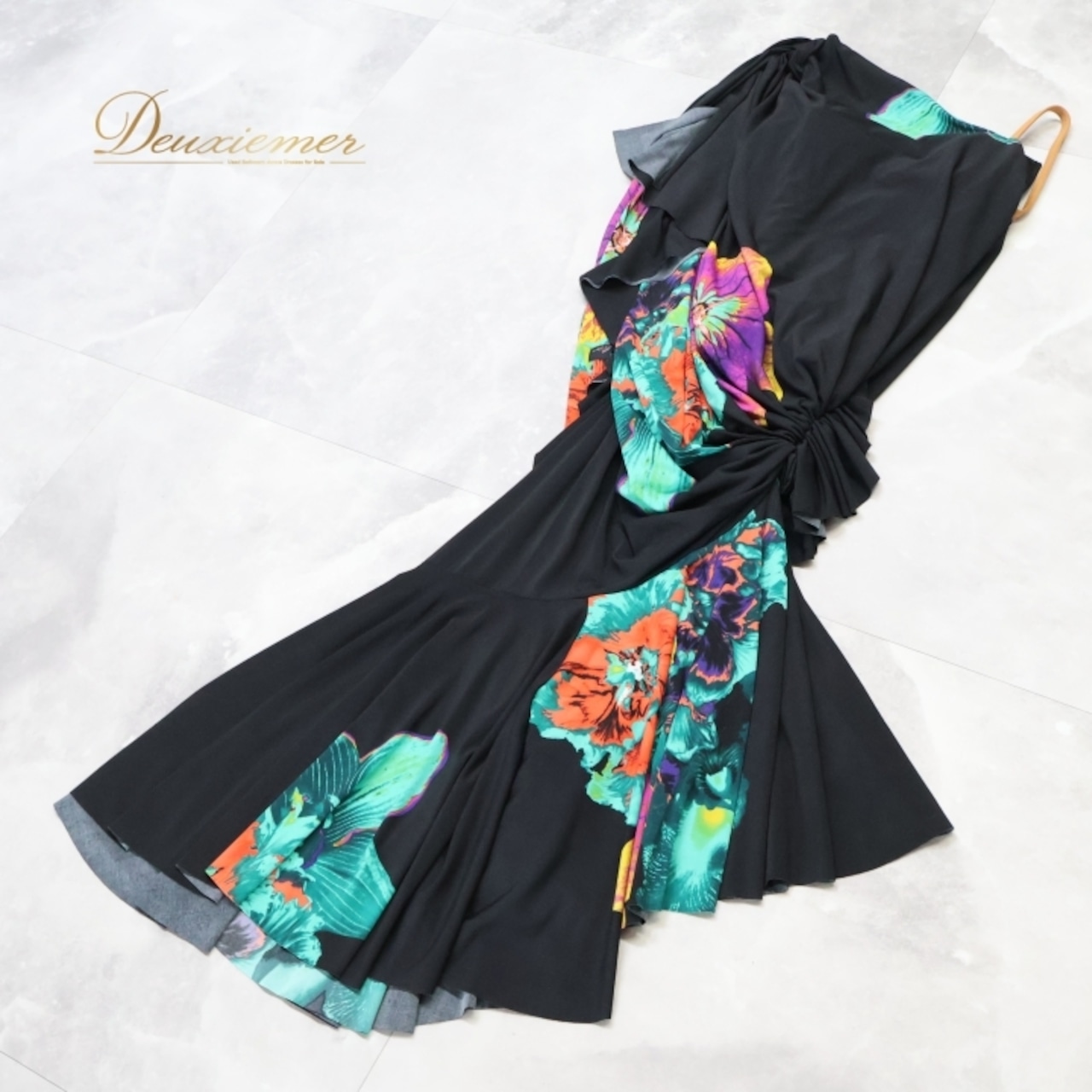 社交ダンス 衣装 ジャンティ gentil ラテン ドレス ワンピース 黒 柄 m&y by joanna leunis ブラック系 グリーン系 パーティドレス パーティ 発表会 動きやすい 個性的な形 伸縮素材 きれいなデザイン フォーマル パーティー ステージ衣装 発表会ドレス 大人用 美しい シンプル