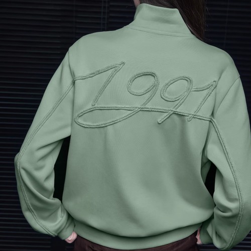 バックデザインジップアップトップス ・21273