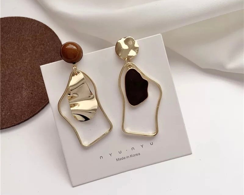 カピバラピアス