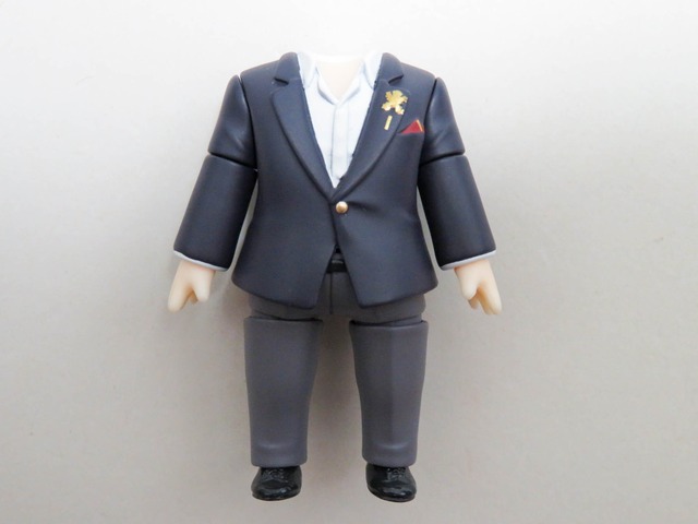 【2628】 加賀美ハヤト 体パーツ スーツ　ねんどろいど