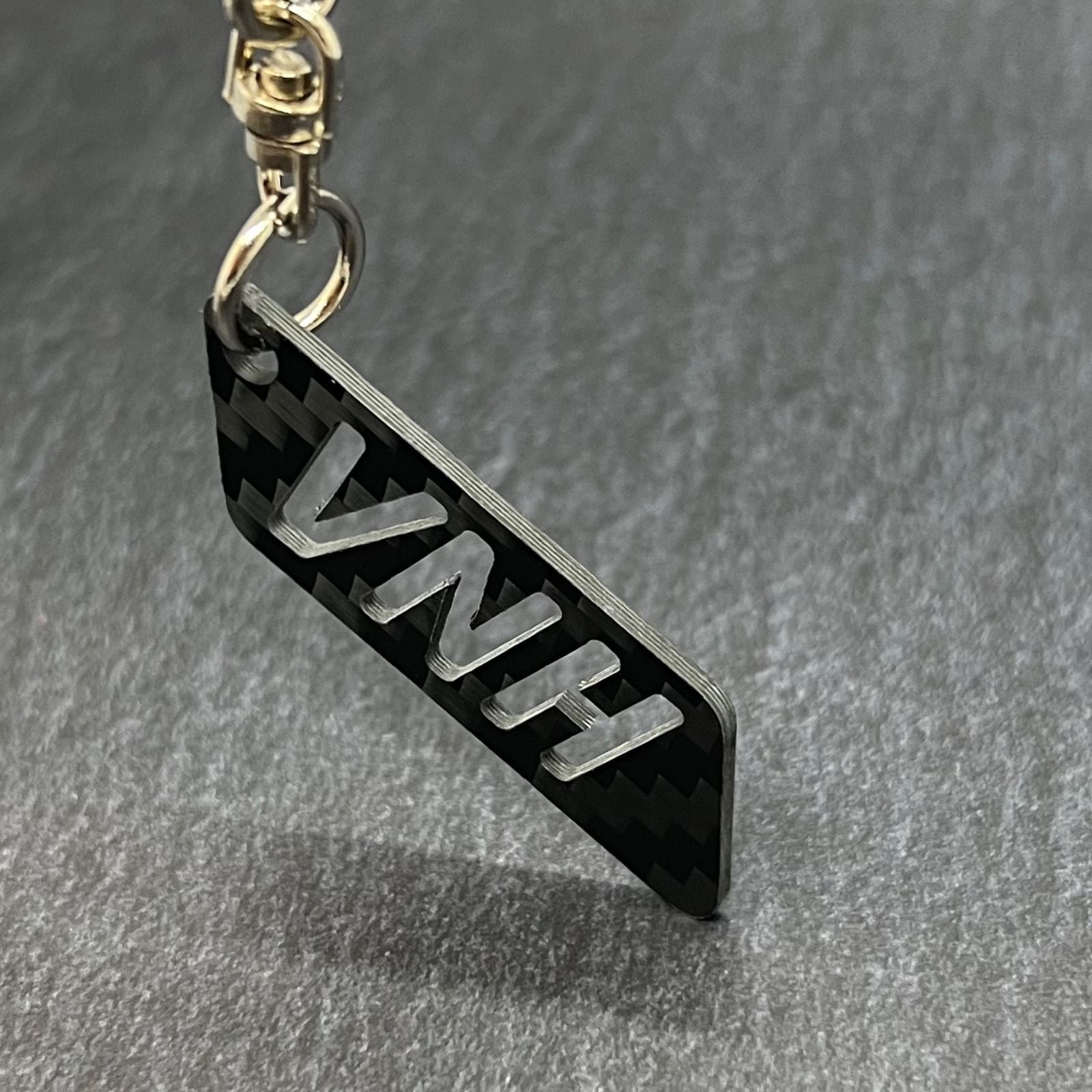 ドライカーボン 型式 キーホルダー スバル レヴォーグ VN5/VNH | JEREV