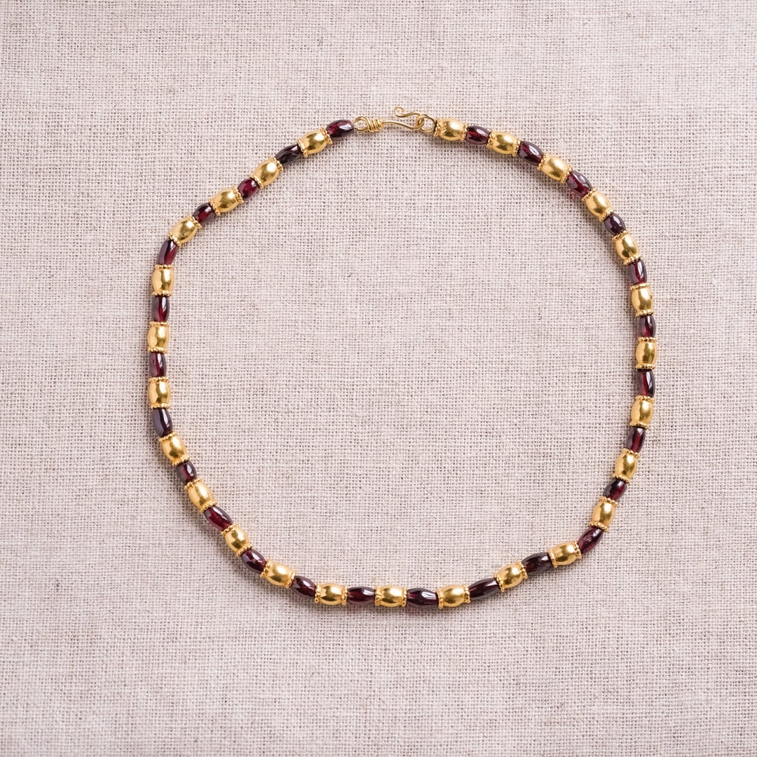 Valentine's Day Marche: Gold metal & violet glass bead necklace