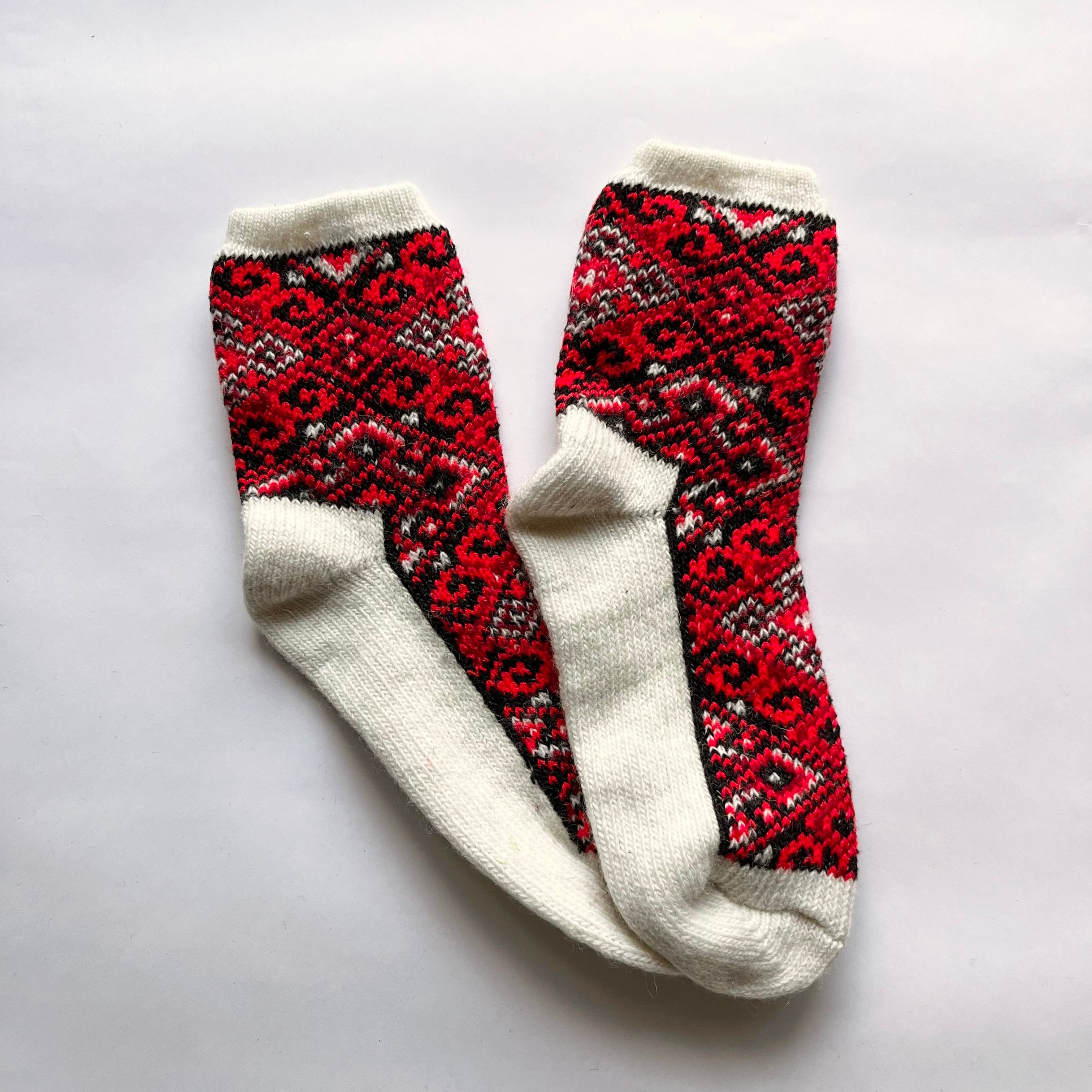 ウクライナ支援/ウールソックス(伝統刺繍柄)