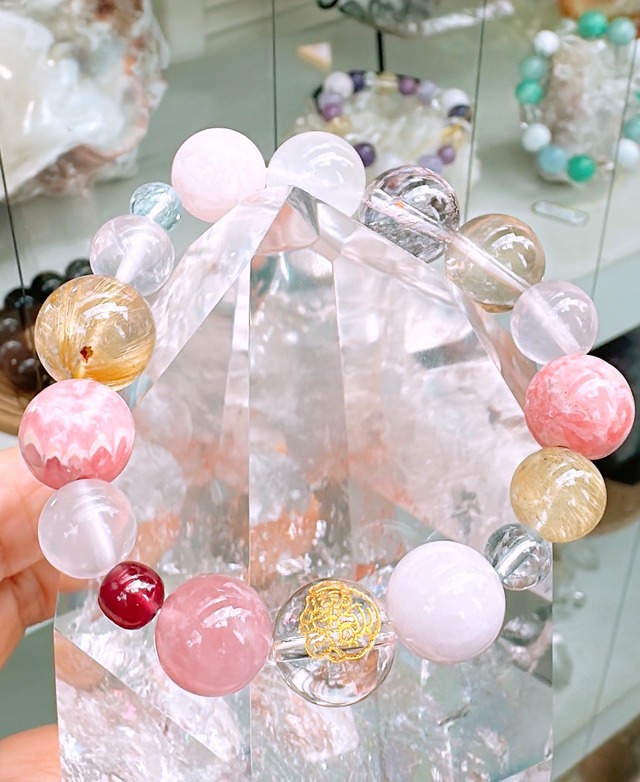 【フールズブレスレット】女性性を輝かせて豊かさを受け取る⭐︎ルビーとスーパーセブンのブレスレット