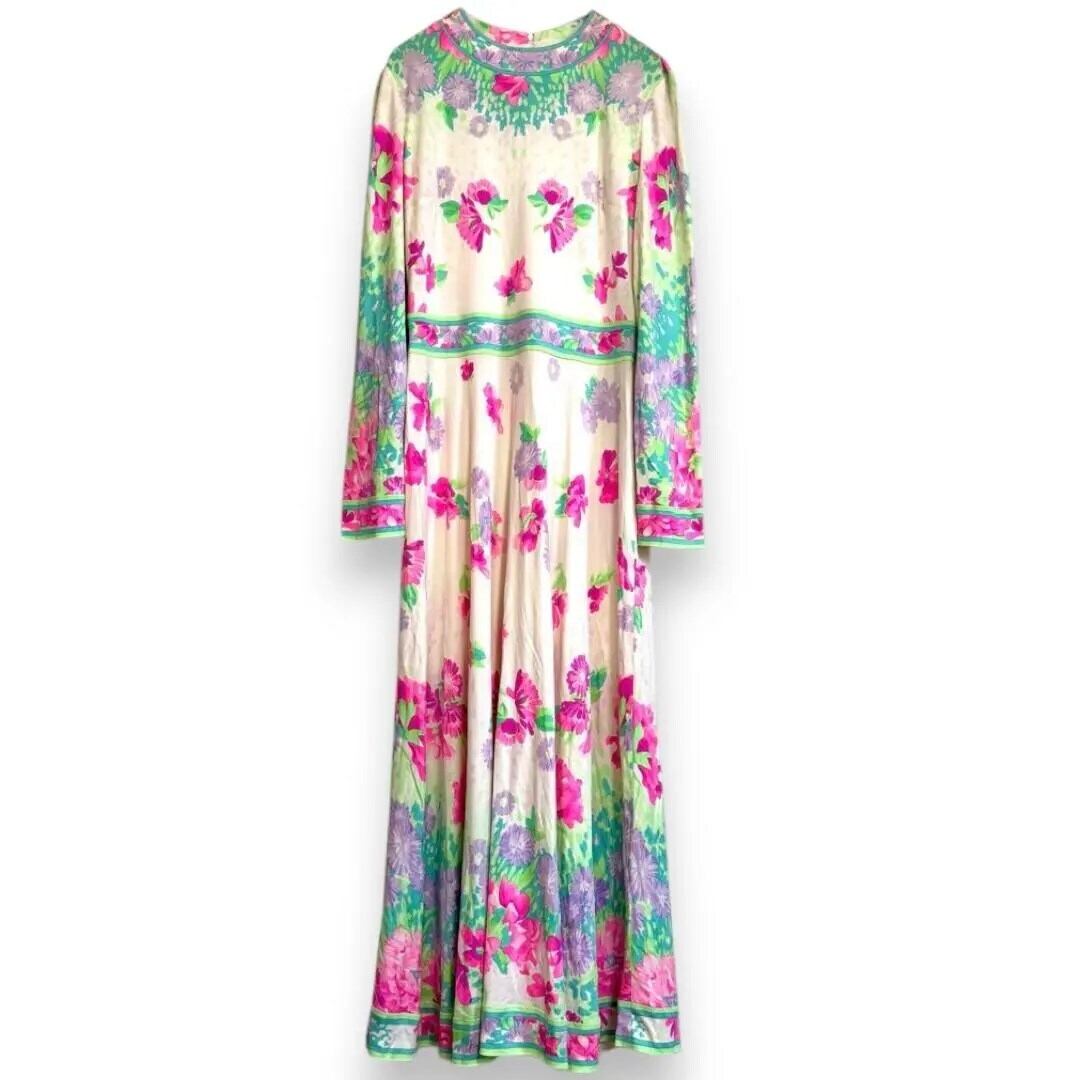 美品★美しいモニーレ装飾★クロップド丈ジャケット★ファビアナフィリッピ★ネイビー 美品☆美しいモニーレ装飾☆クロップド丈ジャケット☆ファビアナ