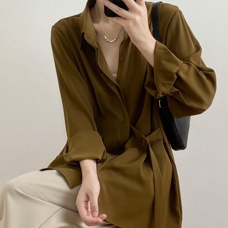 ウエスト紐付ドレープ長袖シャツ E00149