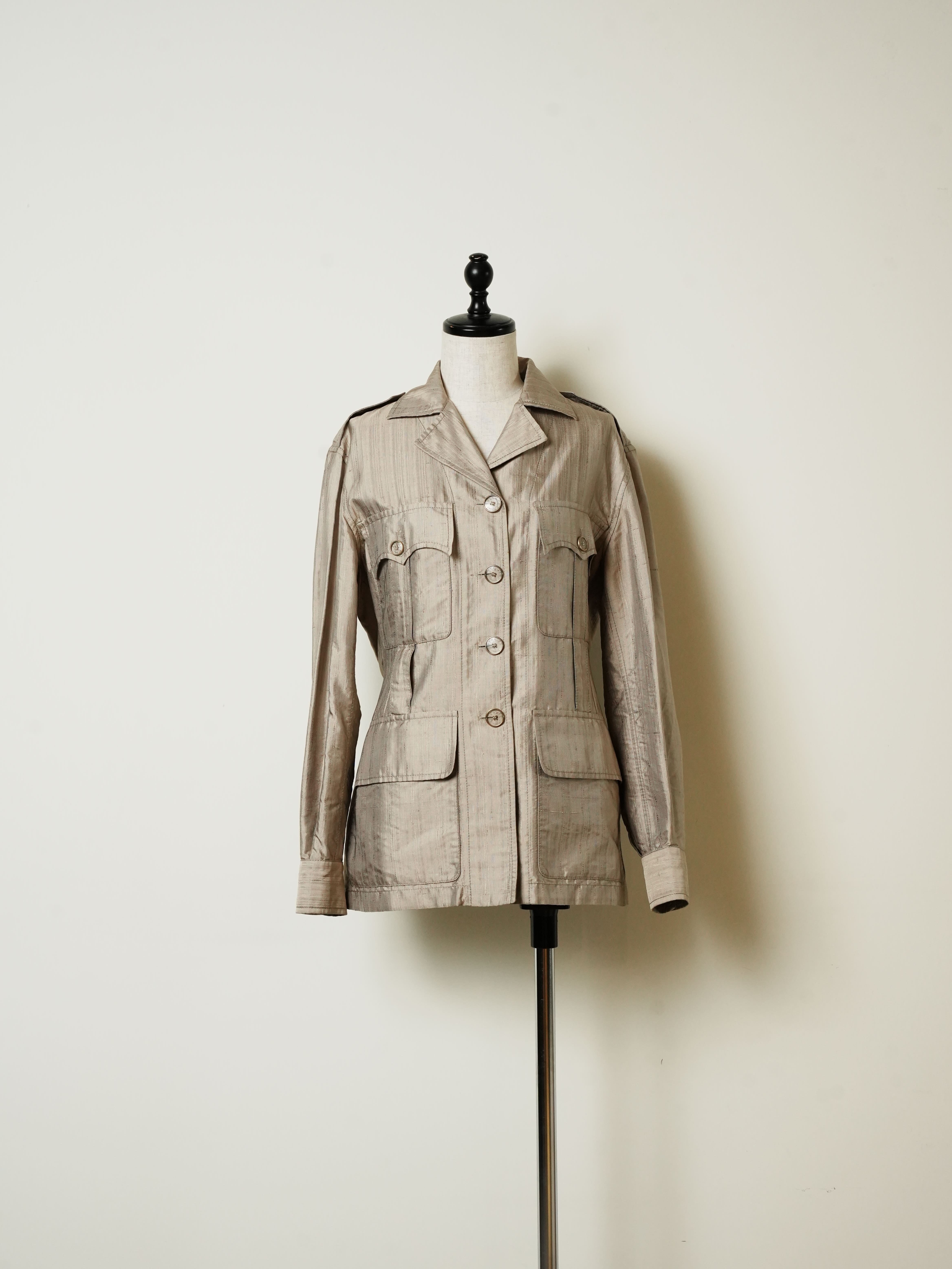 OUTER | Raum Vintage