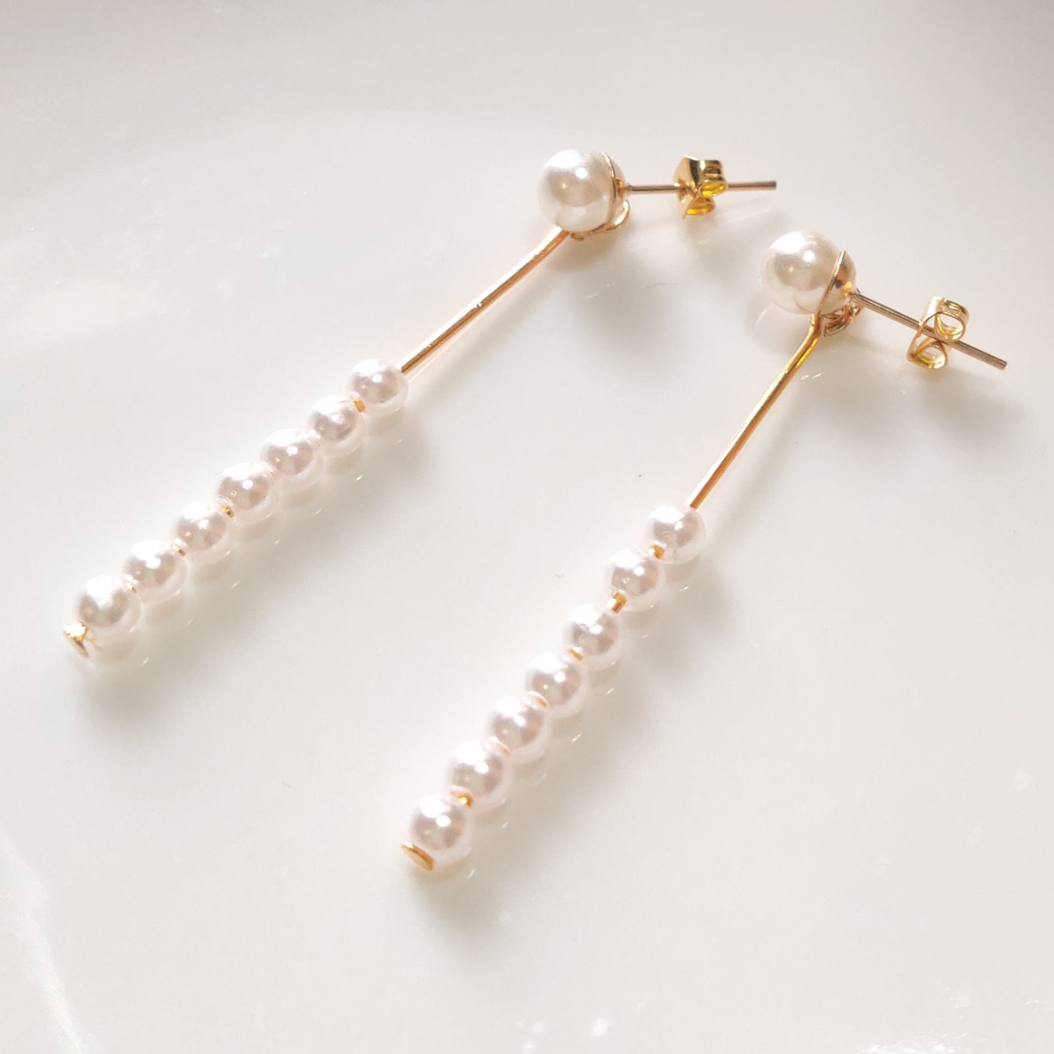 揺れる レジンのピアス イヤリング 天然石風 ニュアンス 夏 