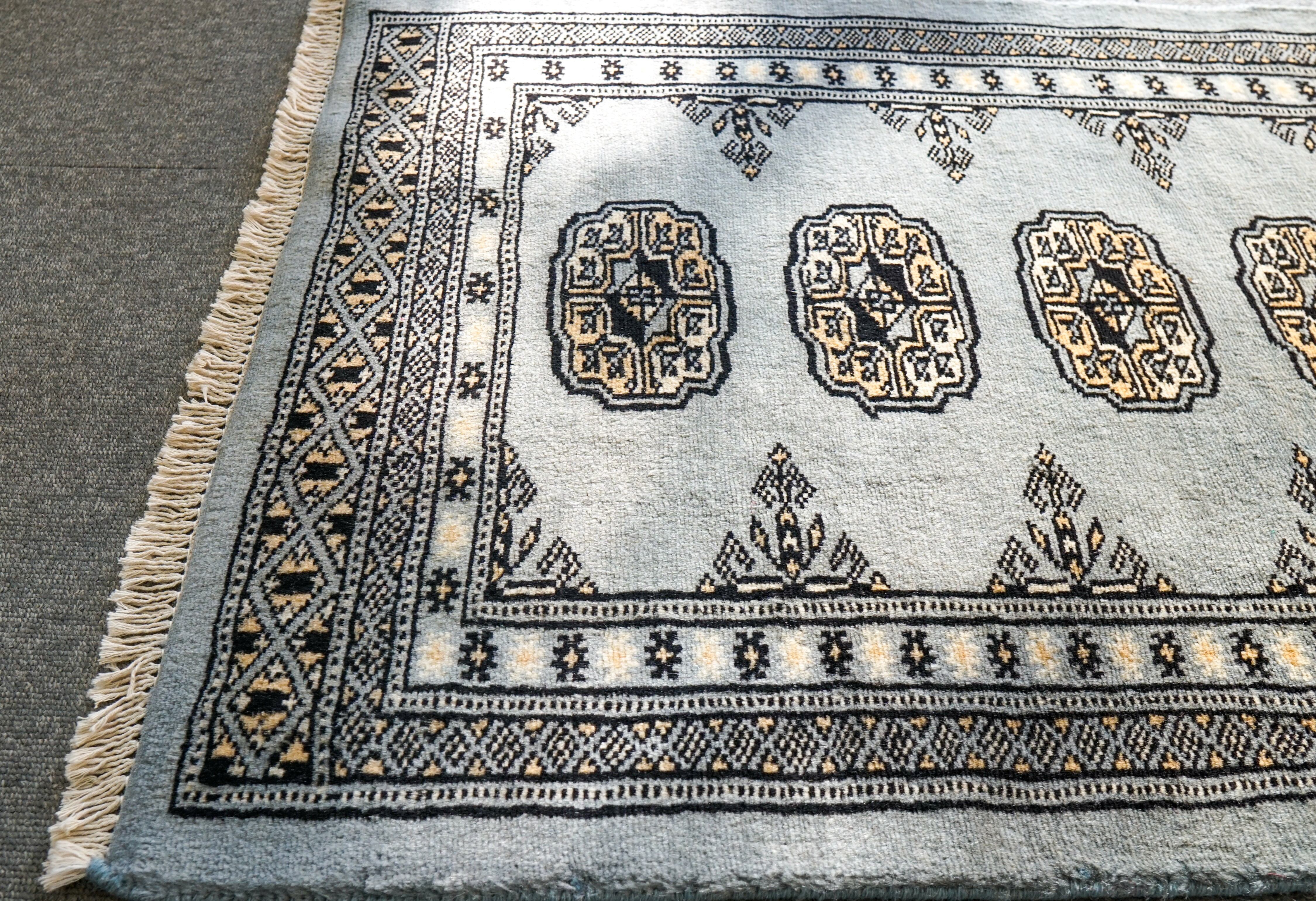 三連休SALE　139×70cm　ギャッベ　ペルシャ絨毯　手織り インテリア・生活道具 三連休SALE 140×70cm ギャッベ ペルシャ絨毯 手織り