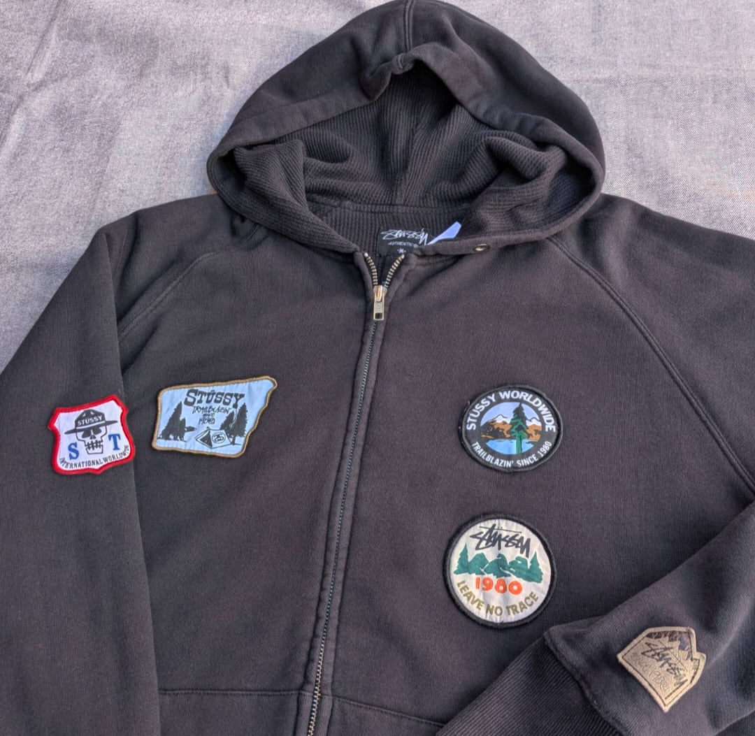 stussy linningI thermal パッチ付き zip parker 小岩店