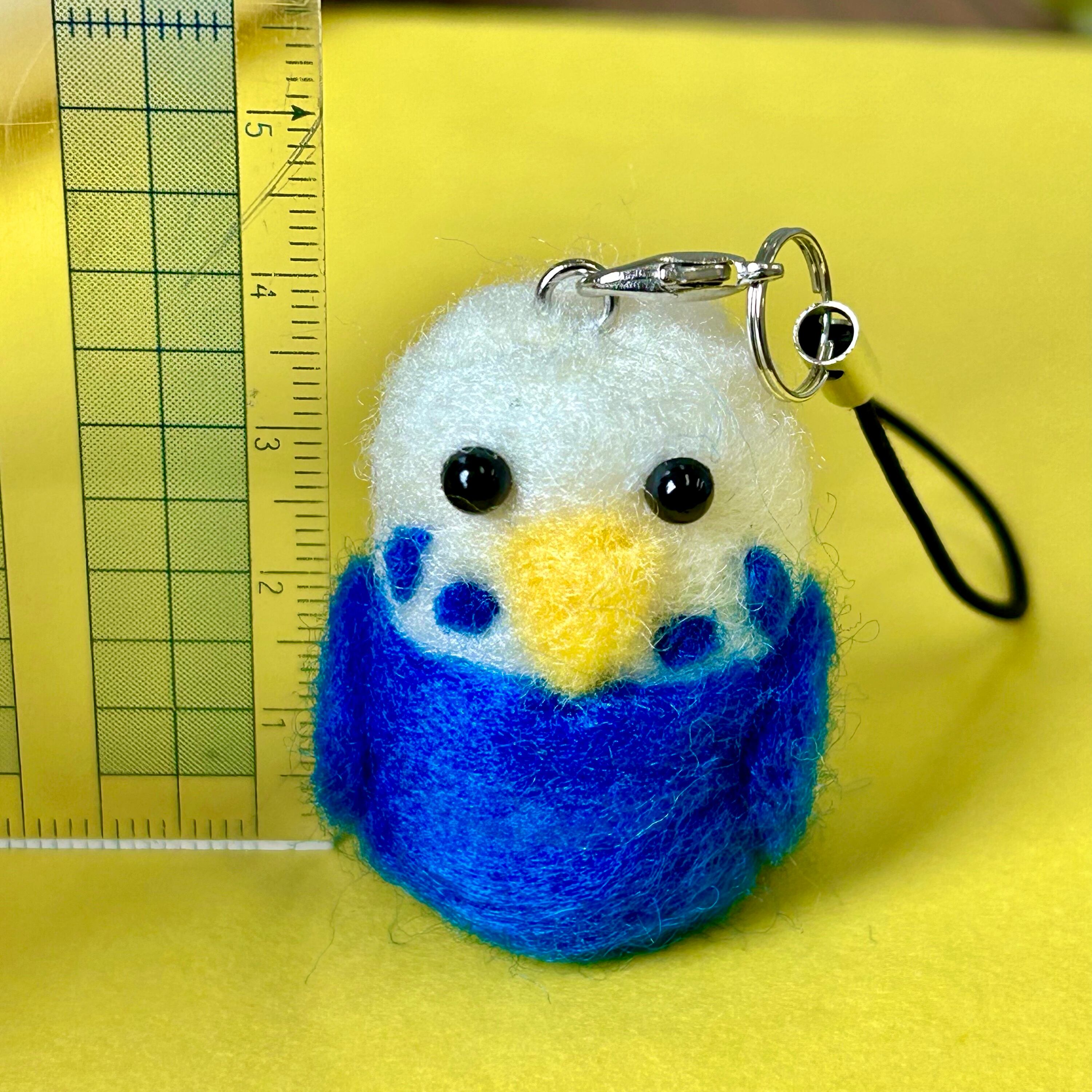 羊毛フェルト セキセイインコのストラップ／青と白が爽やかな小さな