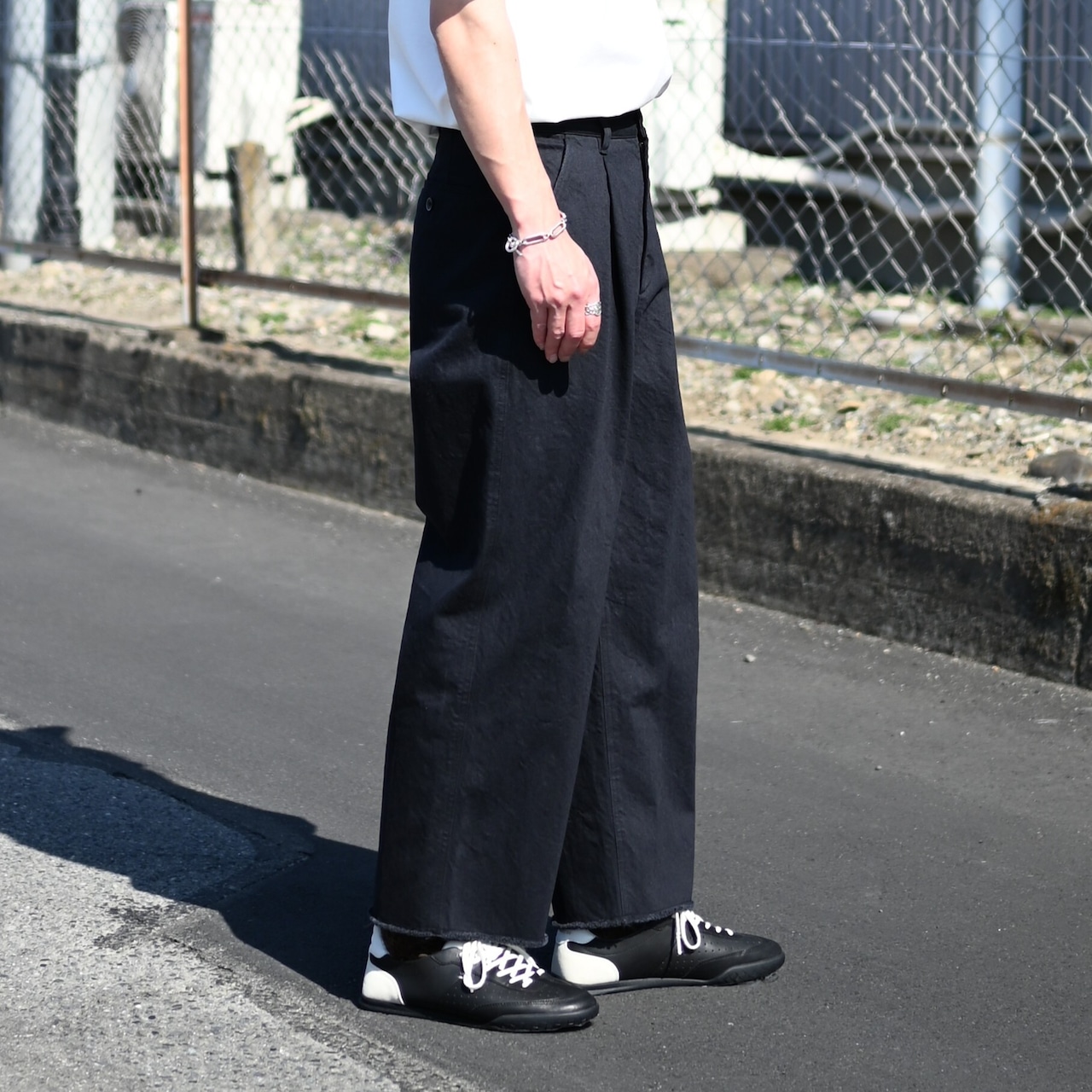 auberge新作の DAVID(デヴィッド),BOWWOWチェックシャツコーディネート