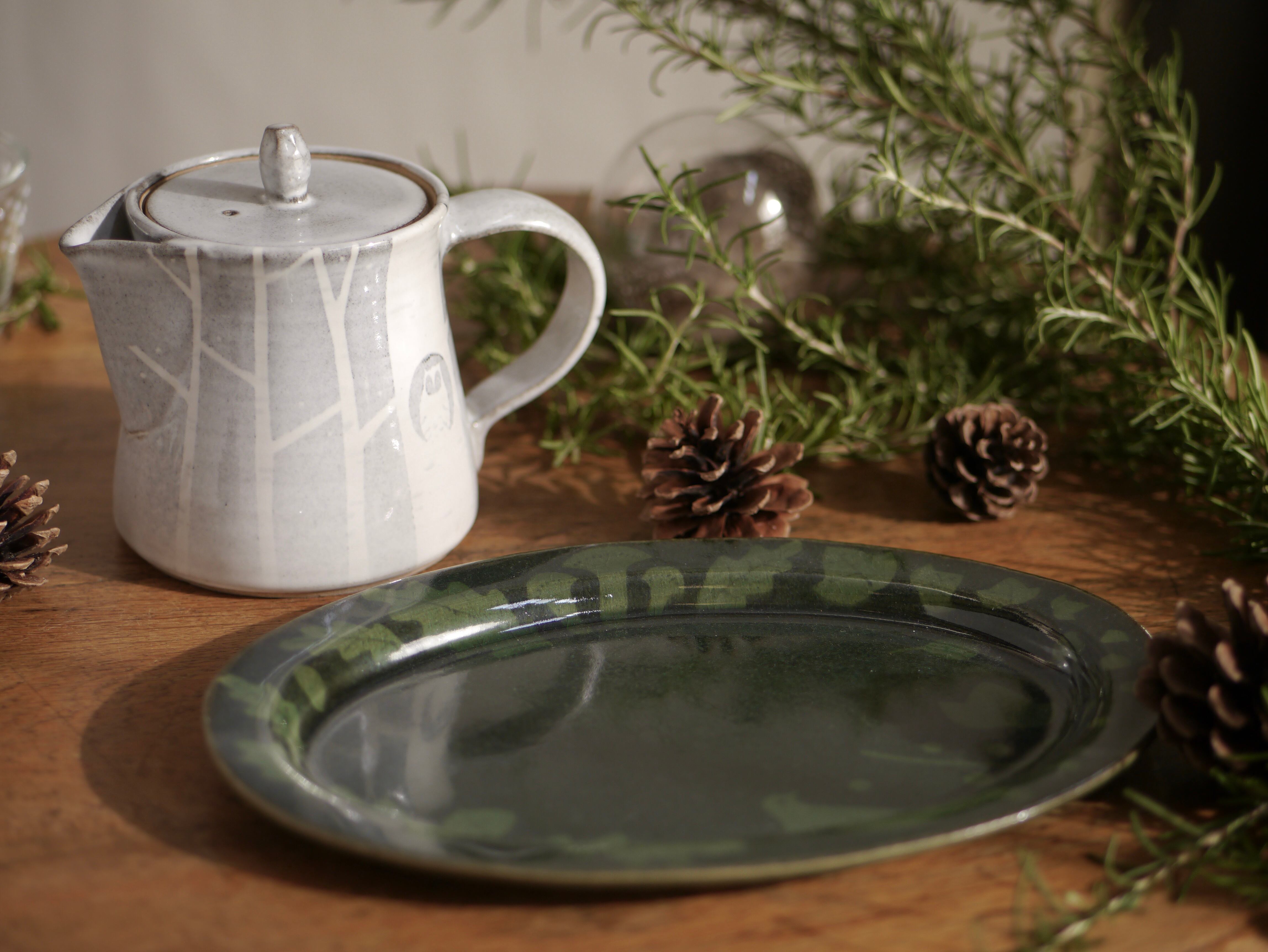 森のオーバルプレート（グリーン） | ITOGA POTTERY