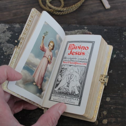 コミュニオン 聖書 | Paris6e『パリ6区』