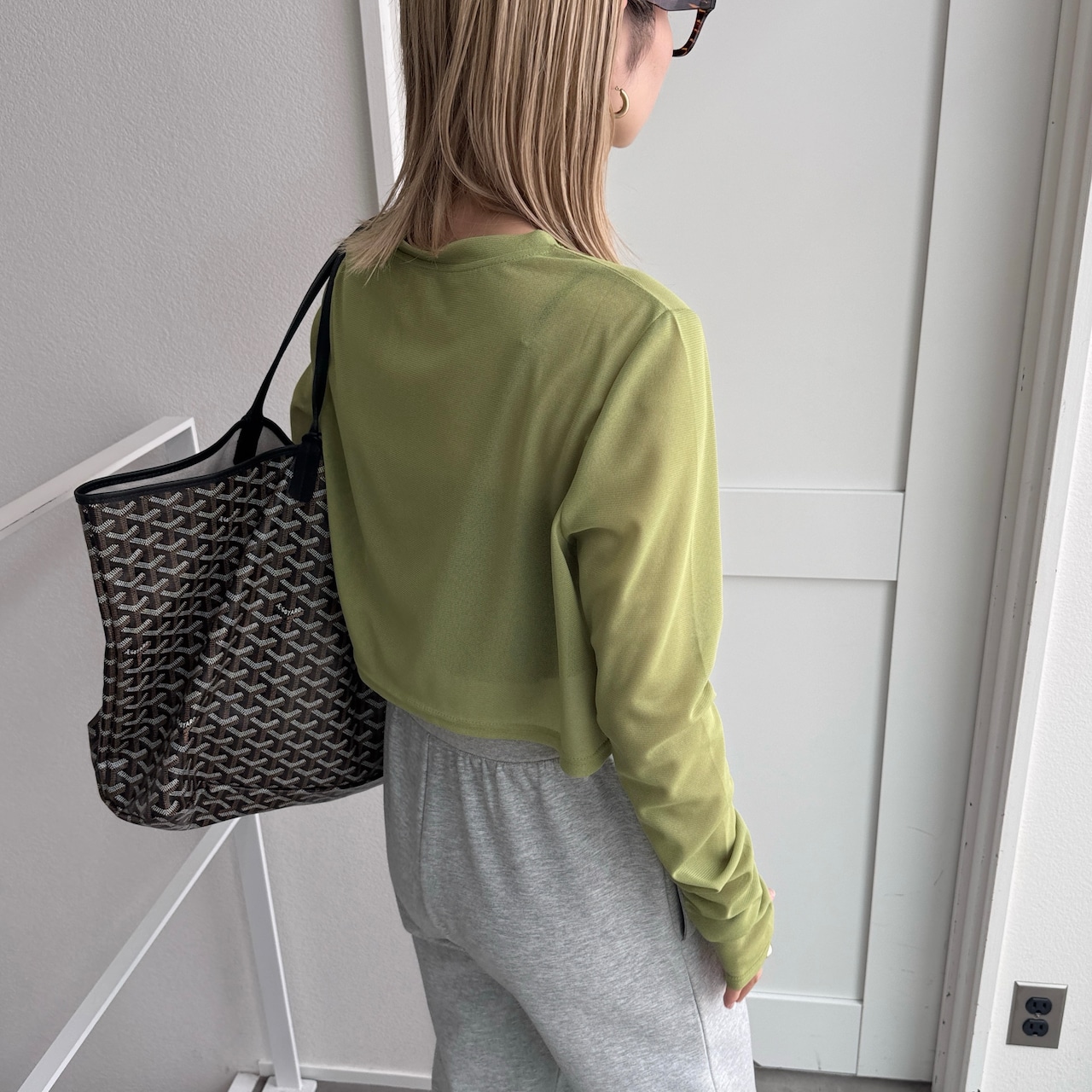 crew neck tulle sheer short tops/lime