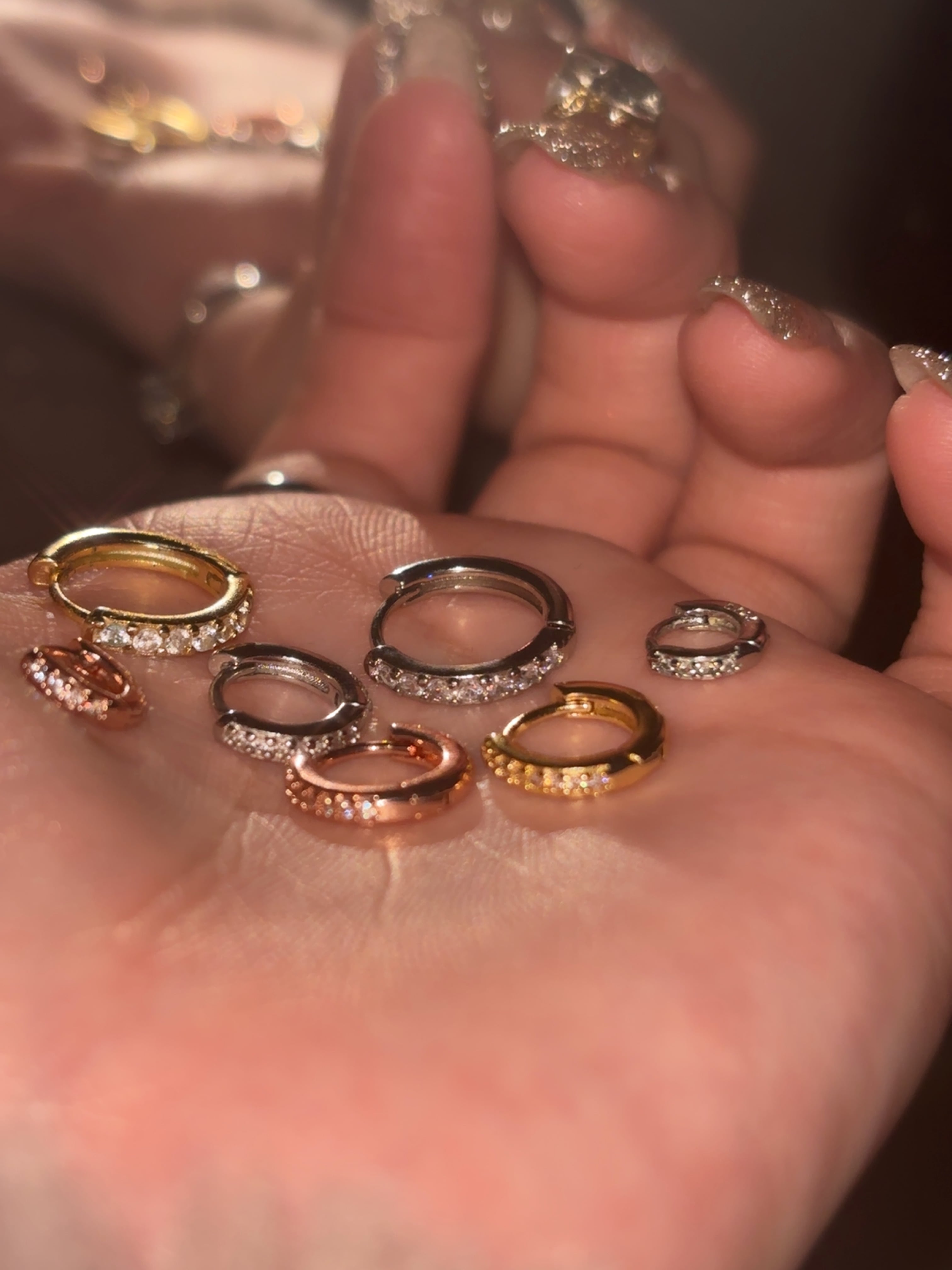ジルコニアフープピアス (5mm) | milcy（ミルシー） 大人フェミニン