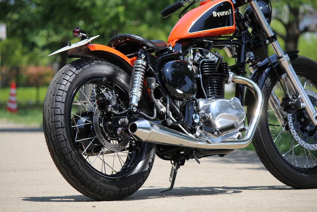 TAPERED CONE (Slip-on)Exhaust BLACK ESTRELLA（FI ） - GOODS ESPECIALLY