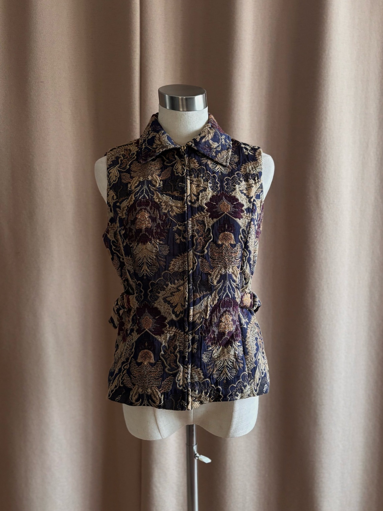 gobelin fabric brooch set vest-5041-10