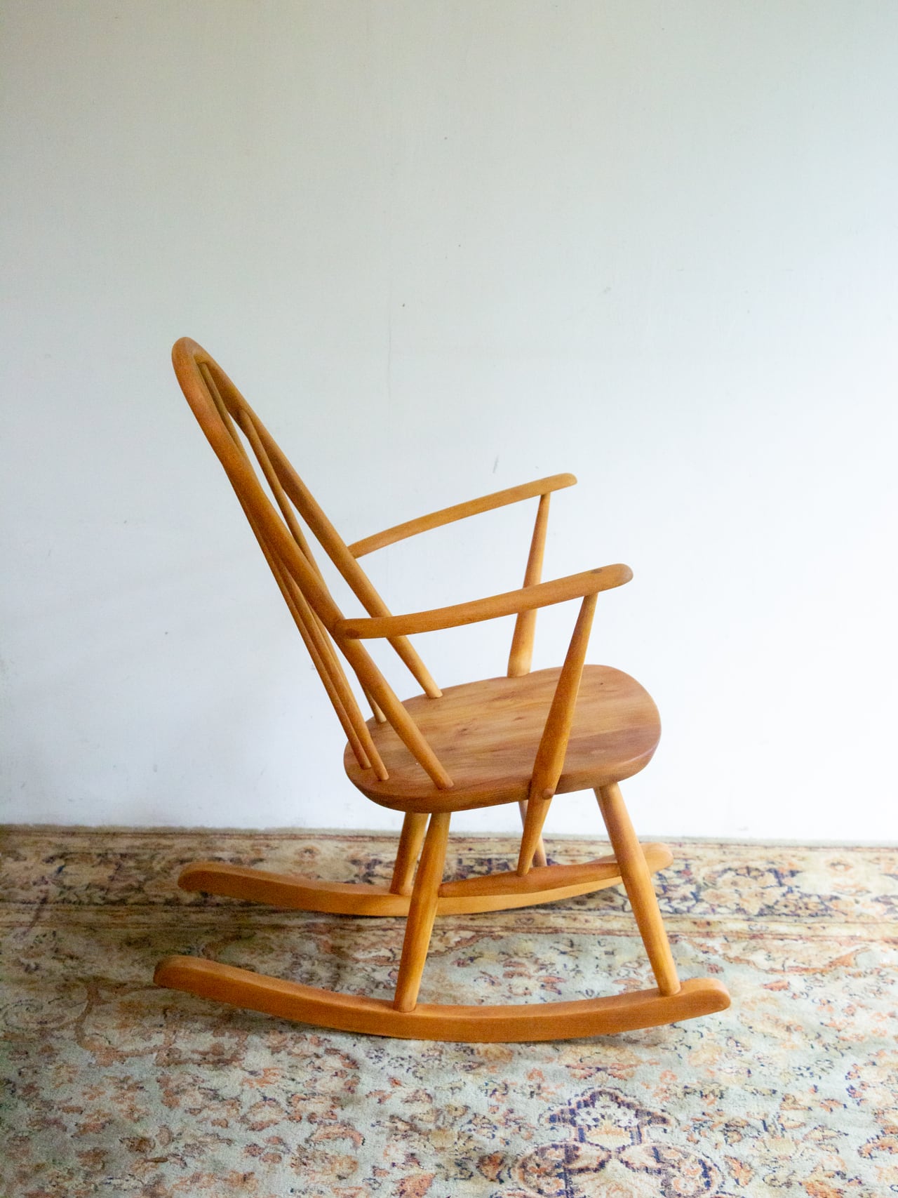 No.057 ERCOL クエーカーロッキングチェア＜アーコールチェア